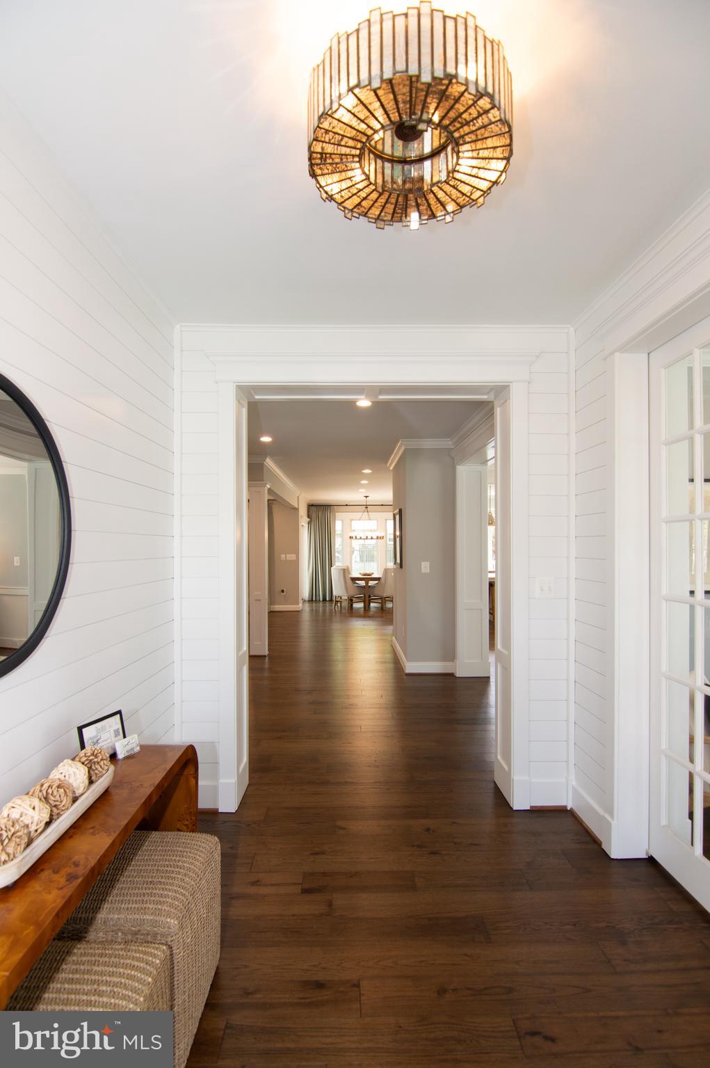 WEST VIENNA WOODS - Residential