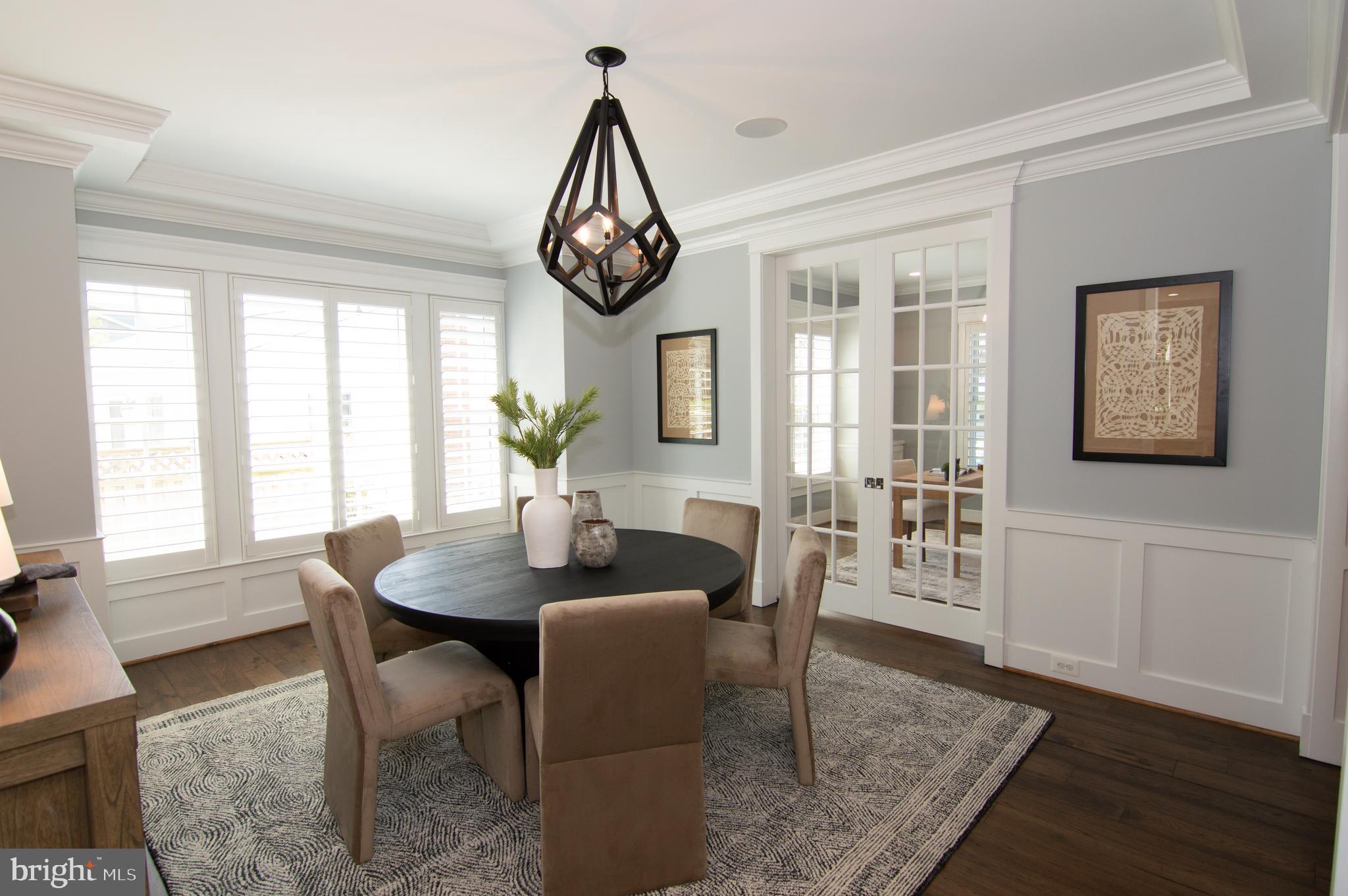 WEST VIENNA WOODS - Residential