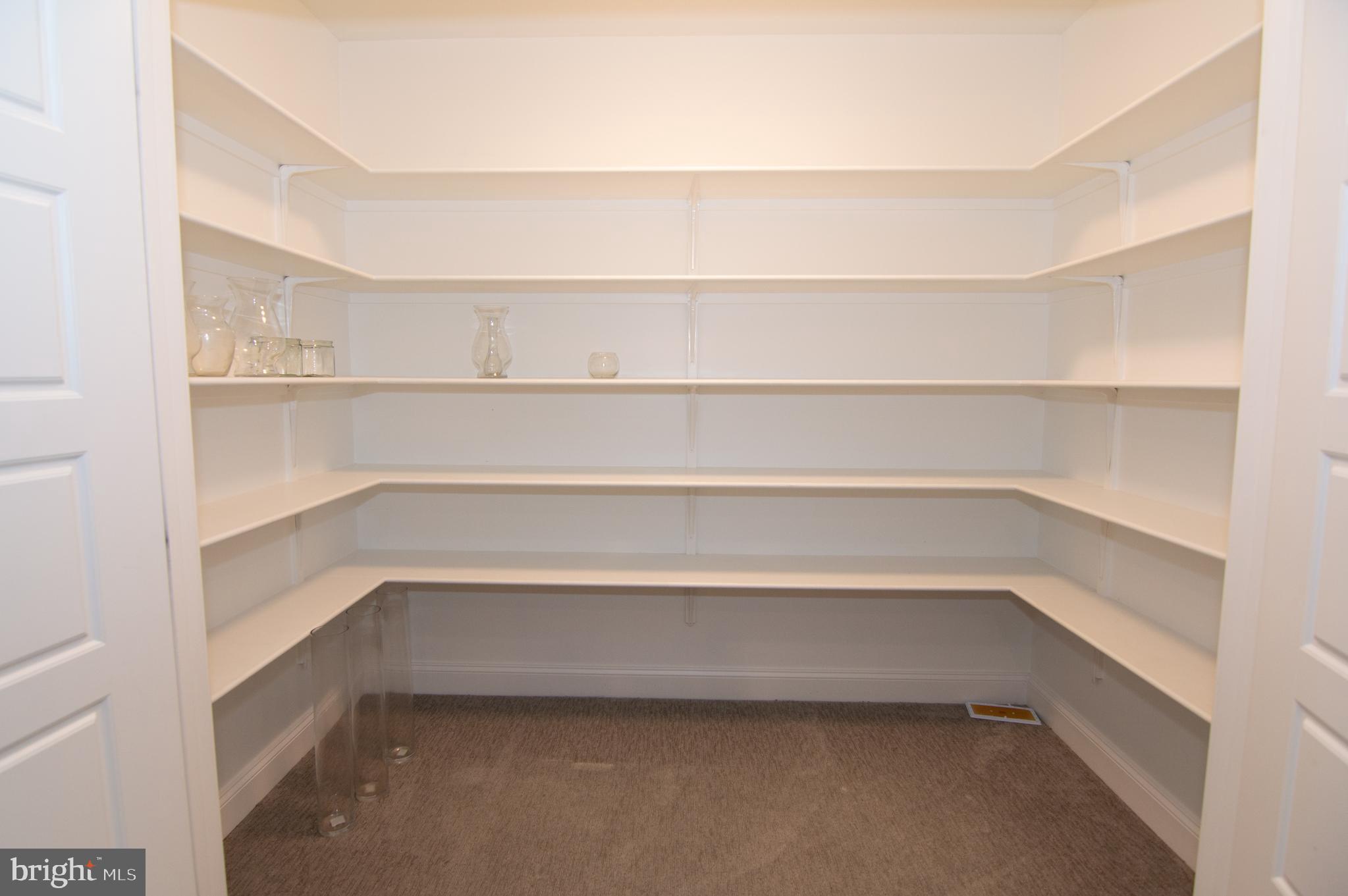 WEST VIENNA WOODS - Residential