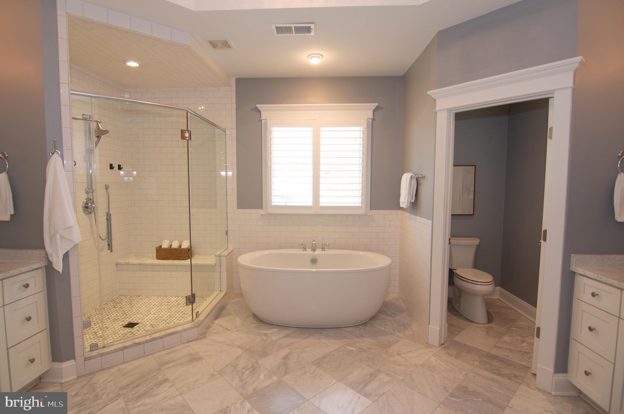 WEST VIENNA WOODS - Residential