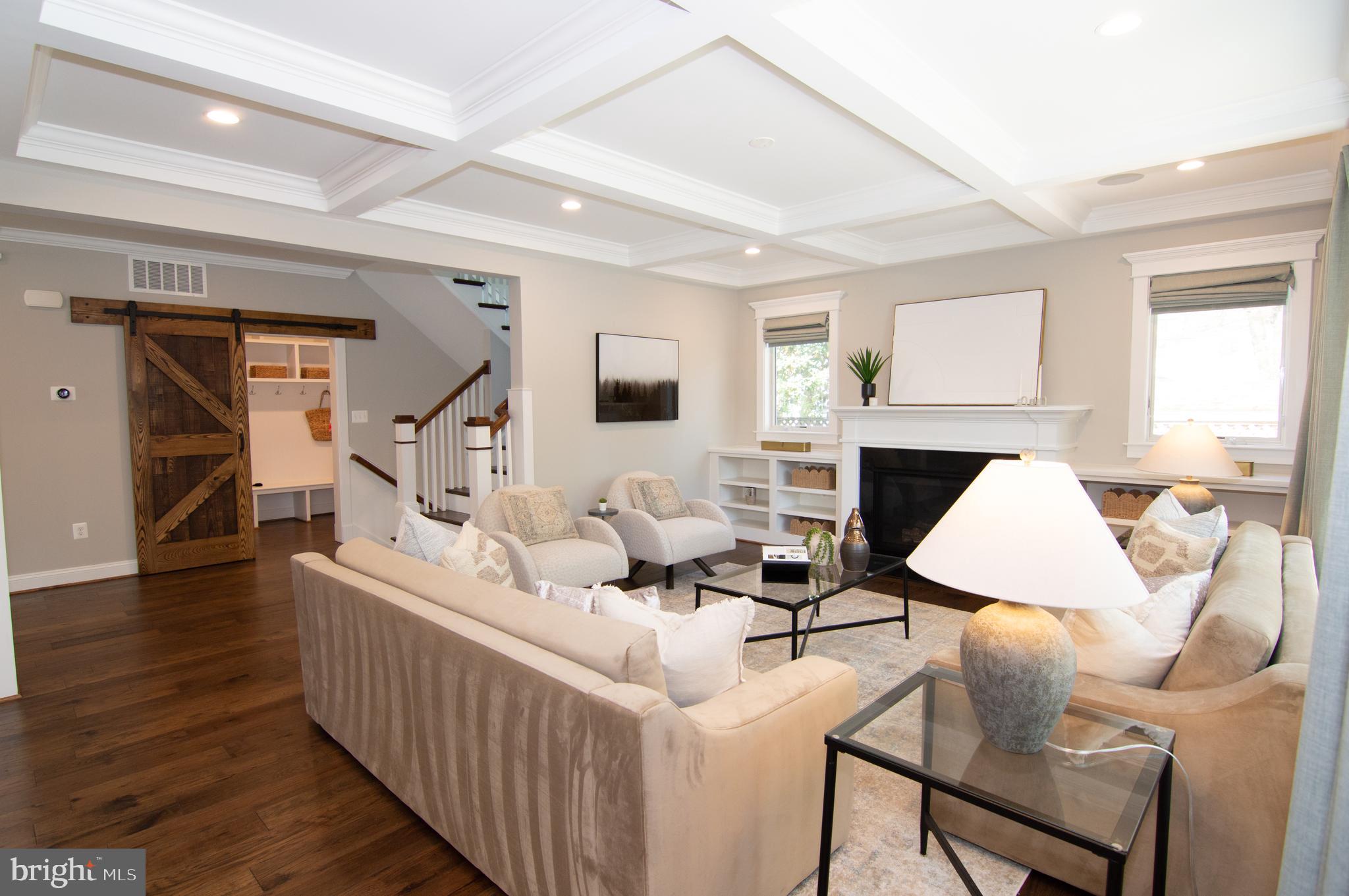 WEST VIENNA WOODS - Residential