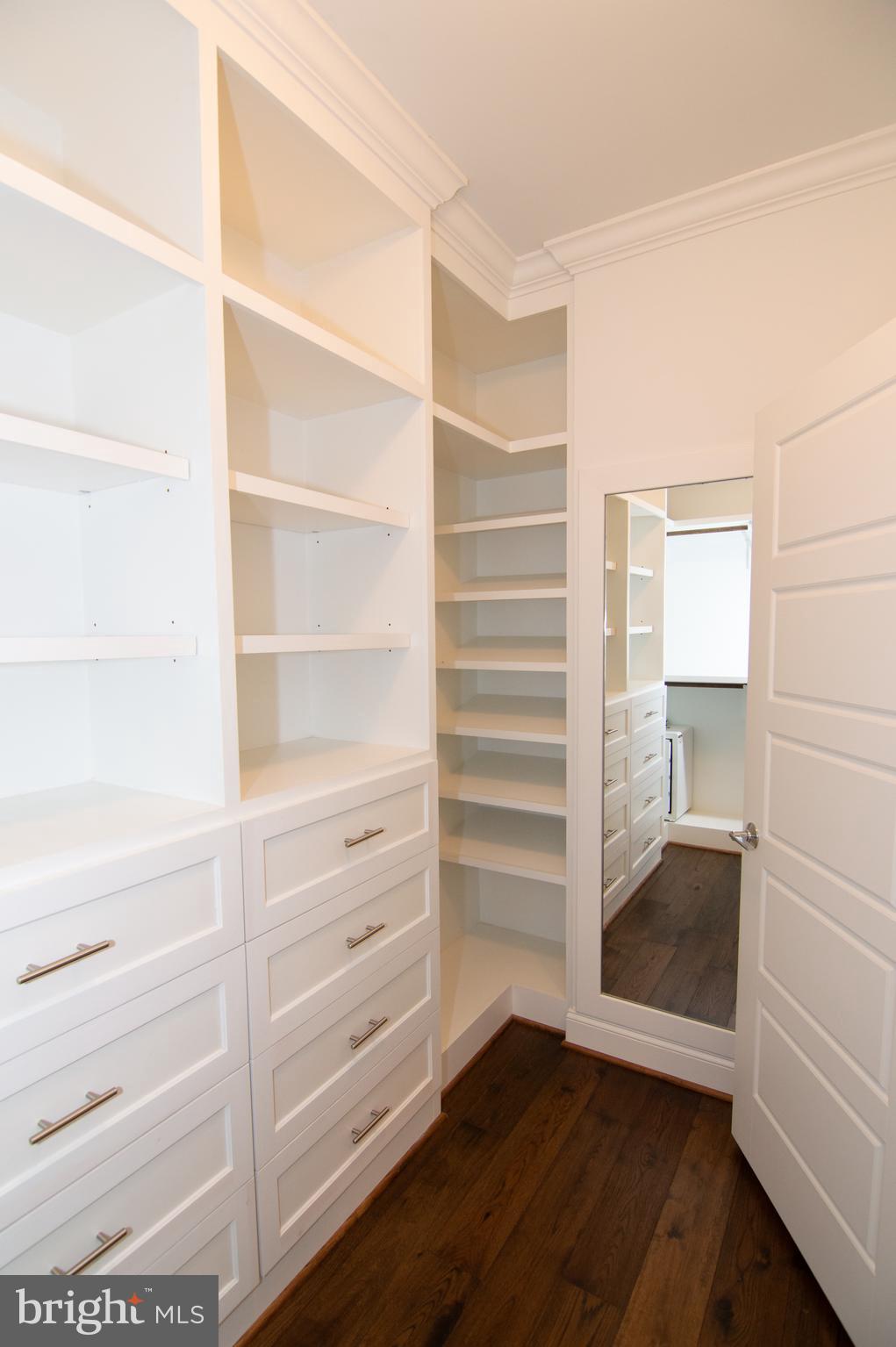 WEST VIENNA WOODS - Residential