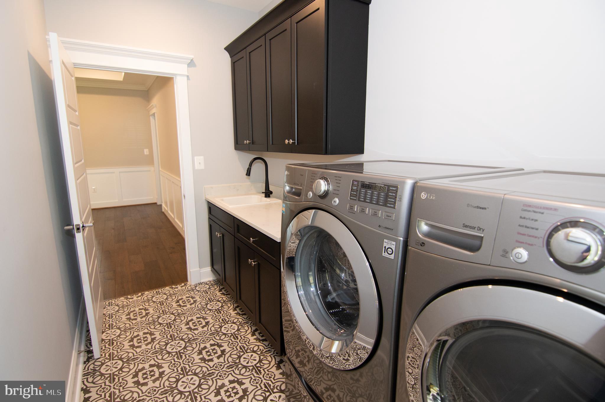 WEST VIENNA WOODS - Residential