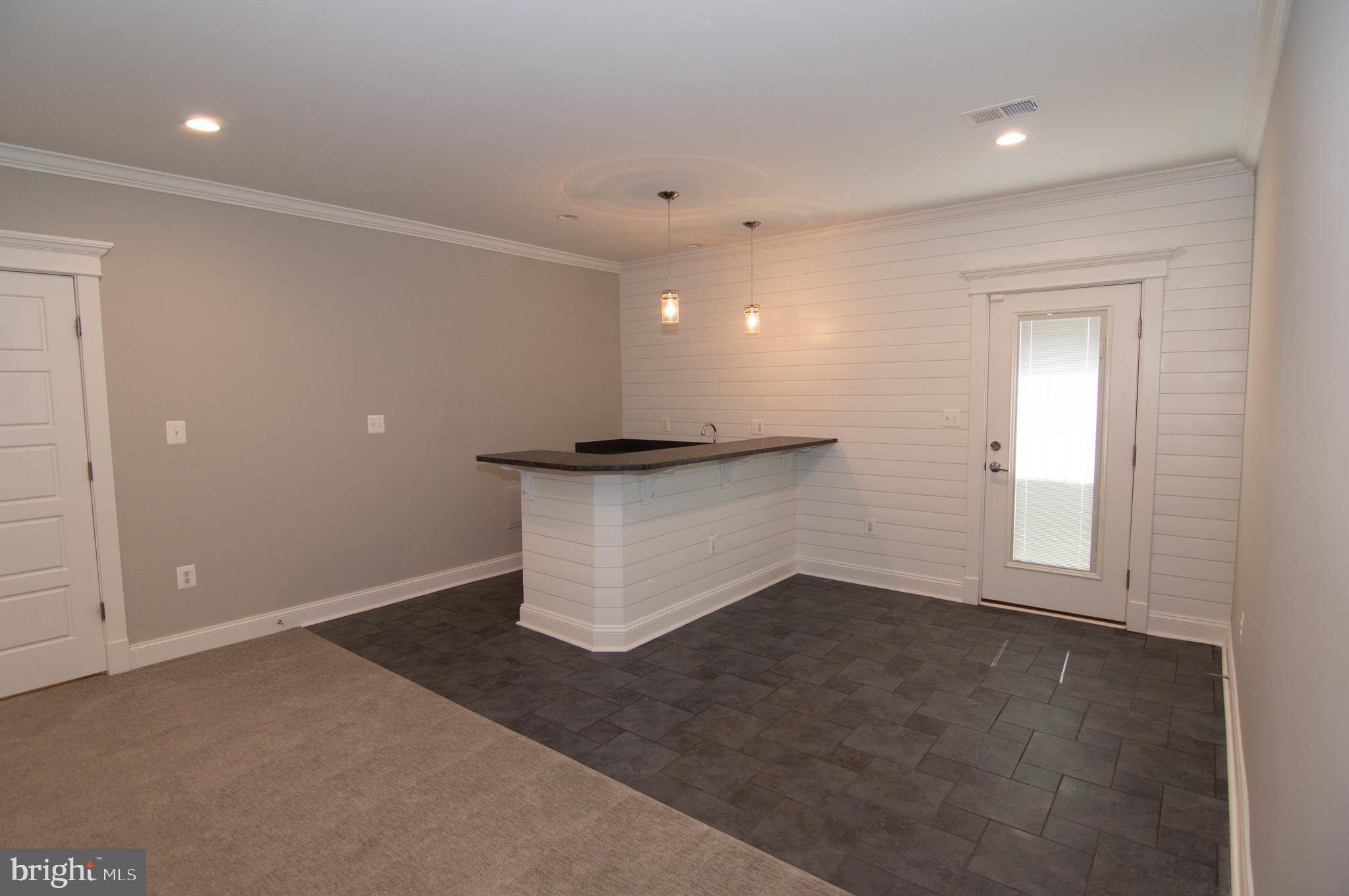 WEST VIENNA WOODS - Residential