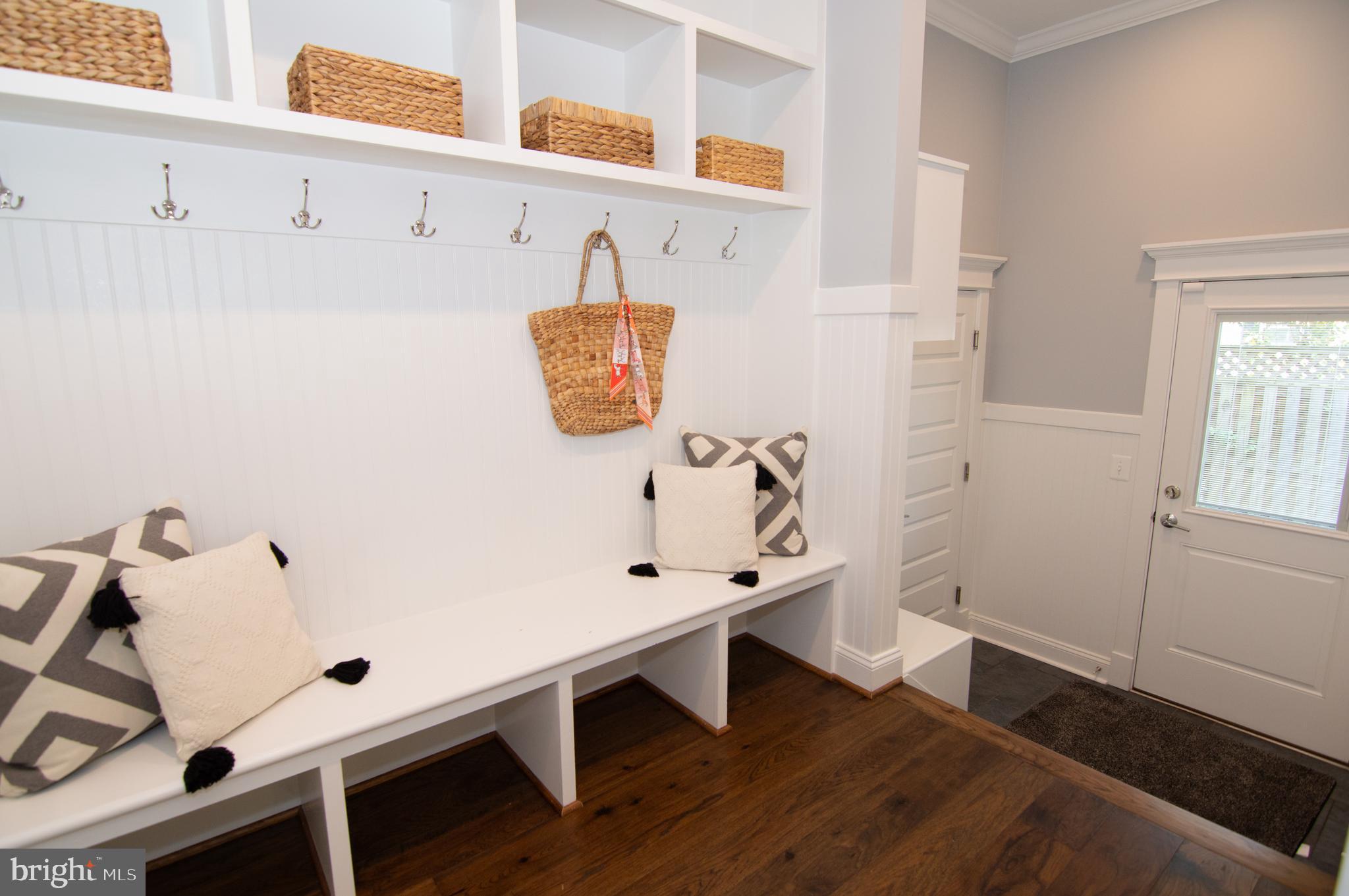 WEST VIENNA WOODS - Residential