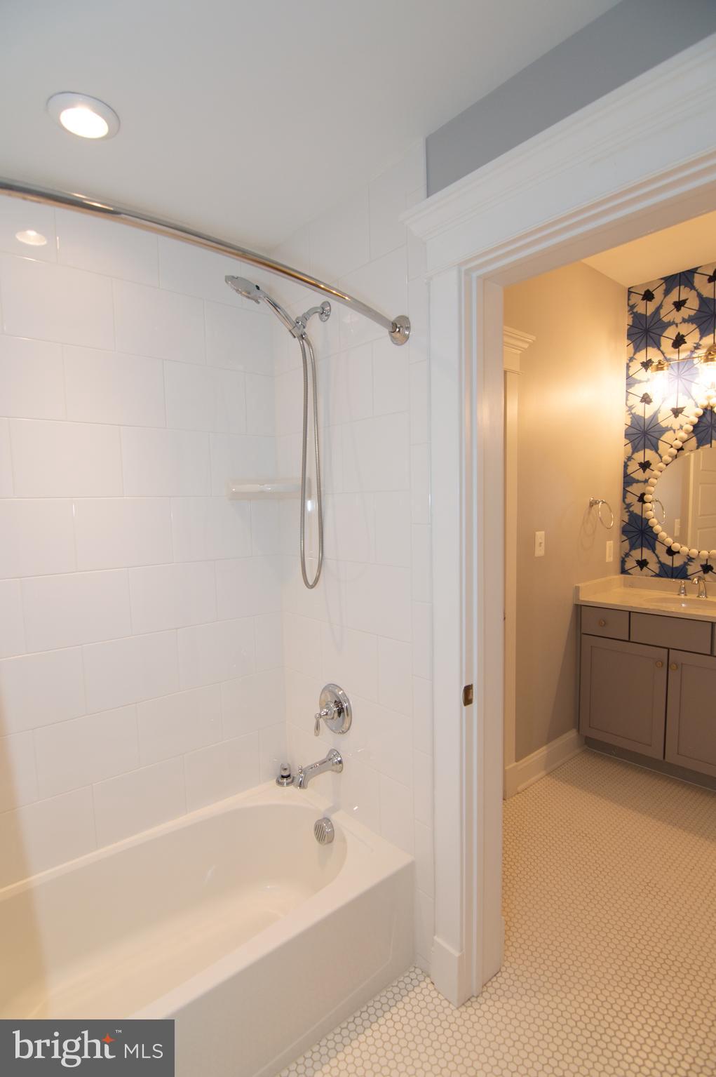 WEST VIENNA WOODS - Residential