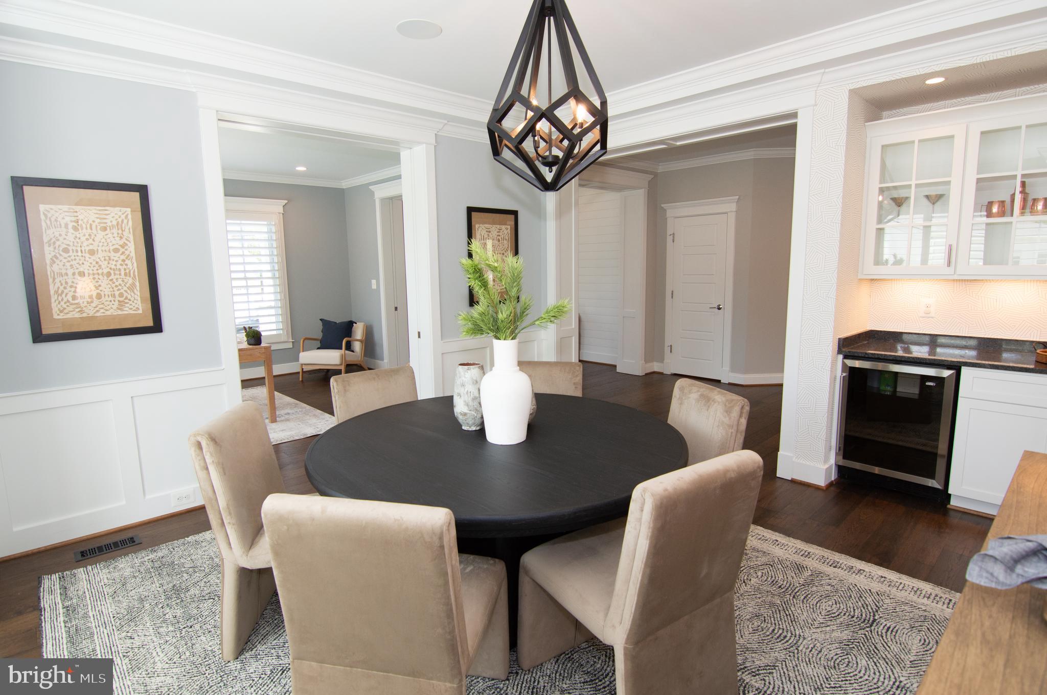 WEST VIENNA WOODS - Residential