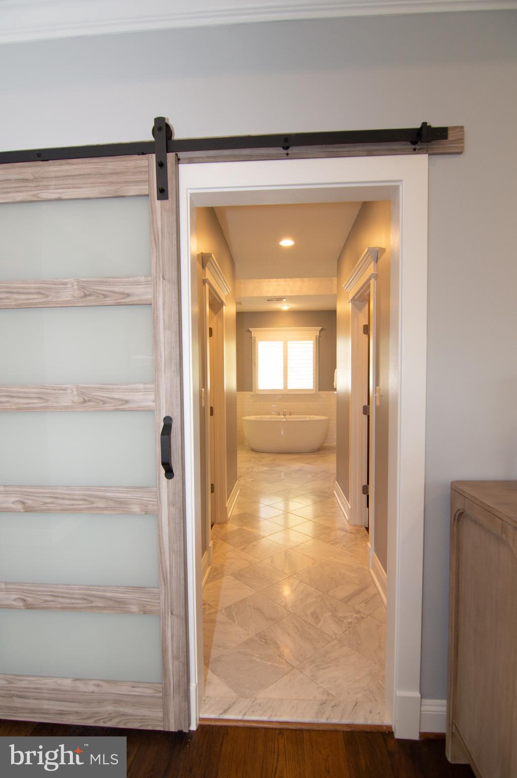 WEST VIENNA WOODS - Residential