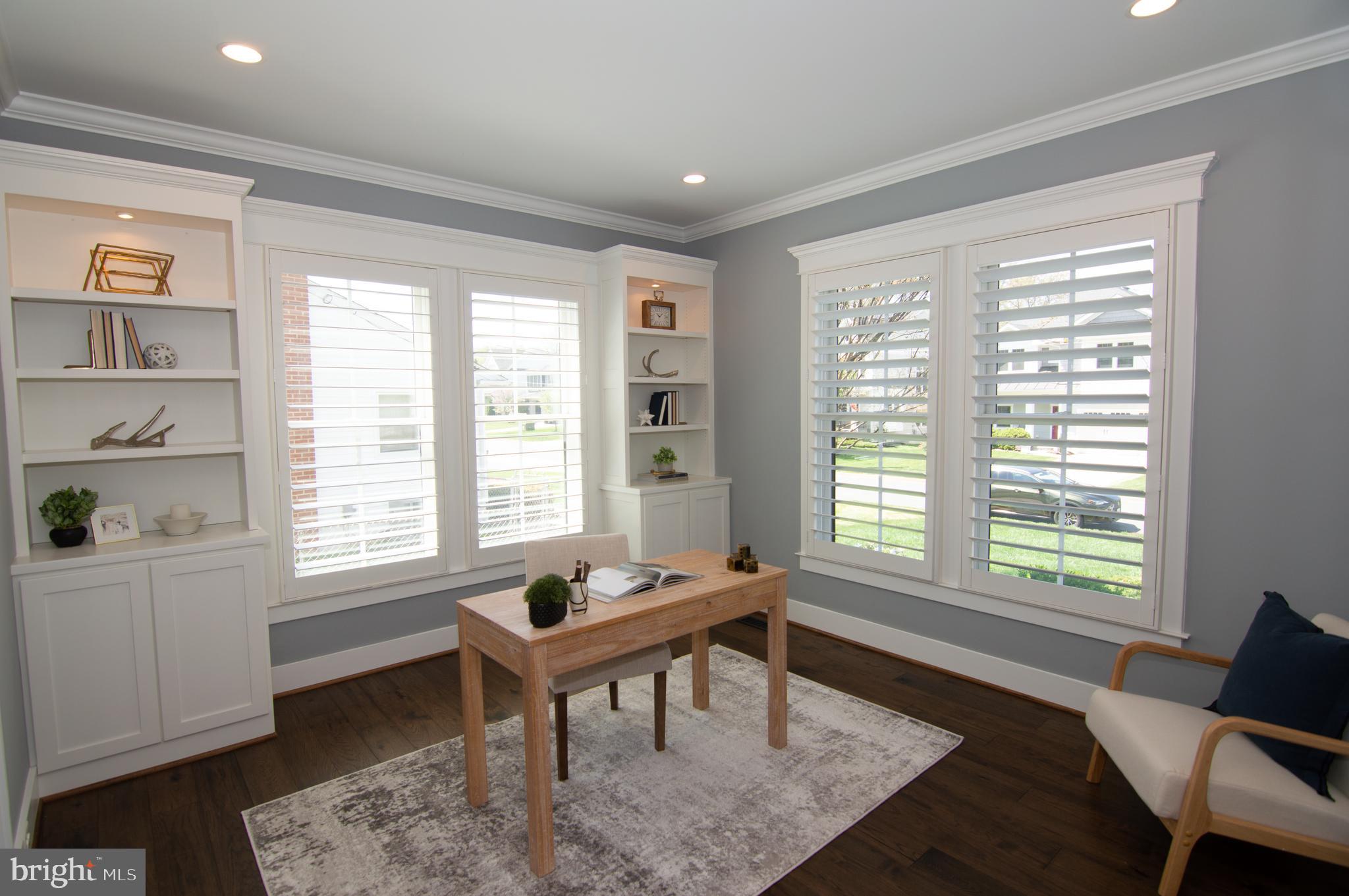 WEST VIENNA WOODS - Residential