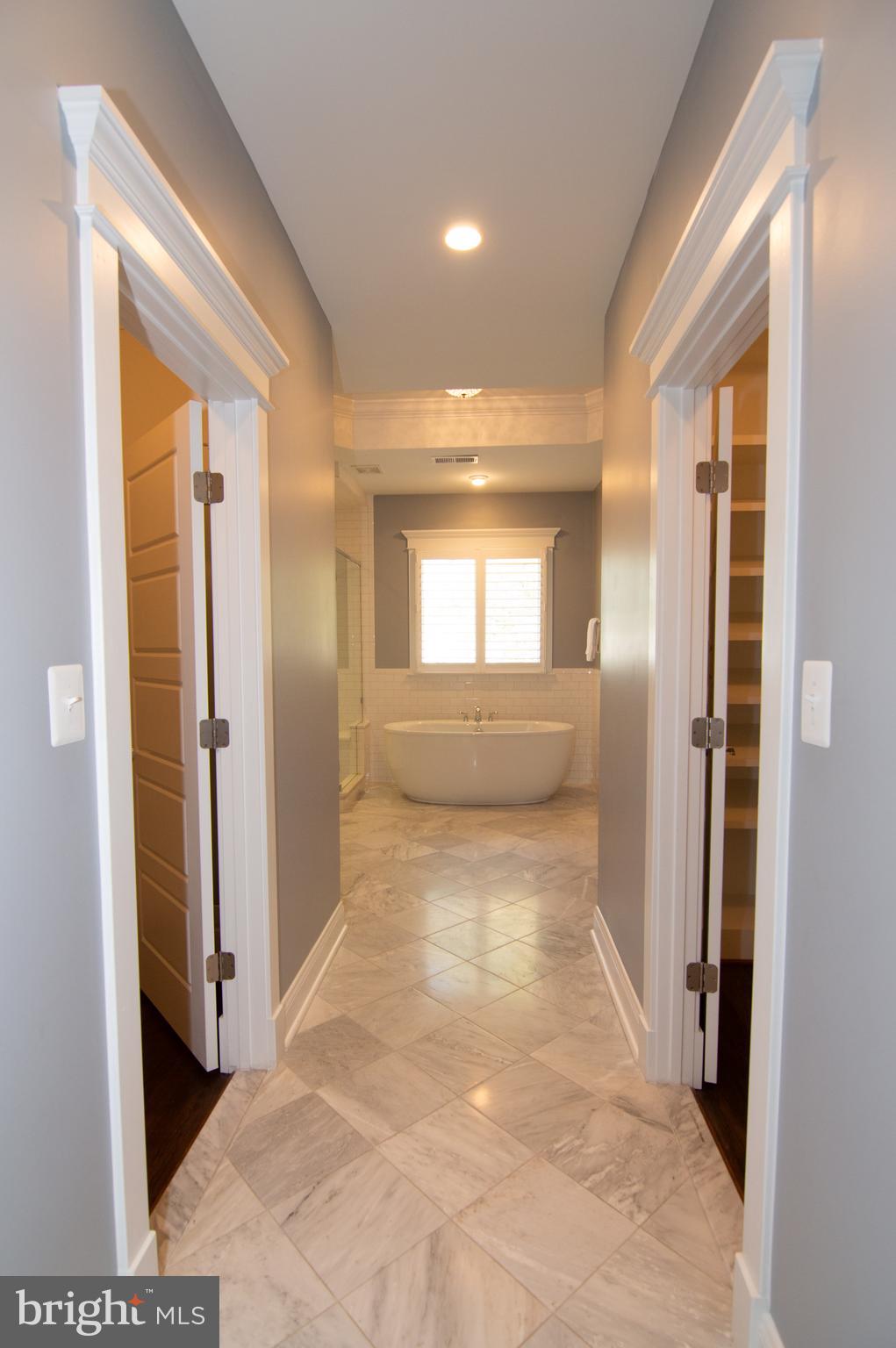 WEST VIENNA WOODS - Residential