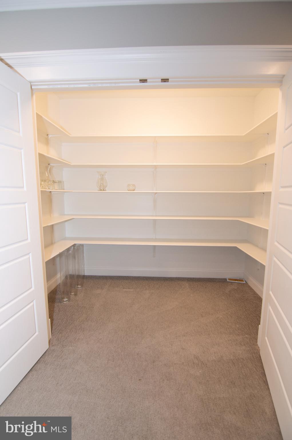 WEST VIENNA WOODS - Residential