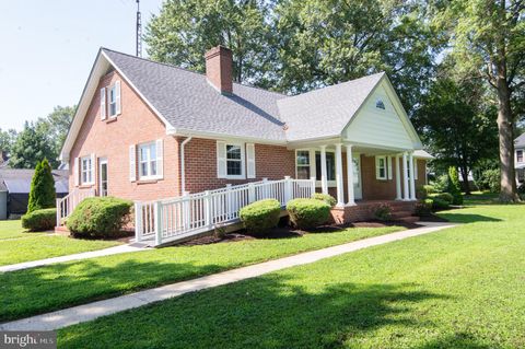 Homes For Sale - 8 W Liberty Street<br/> RIDGELY, MD 21660