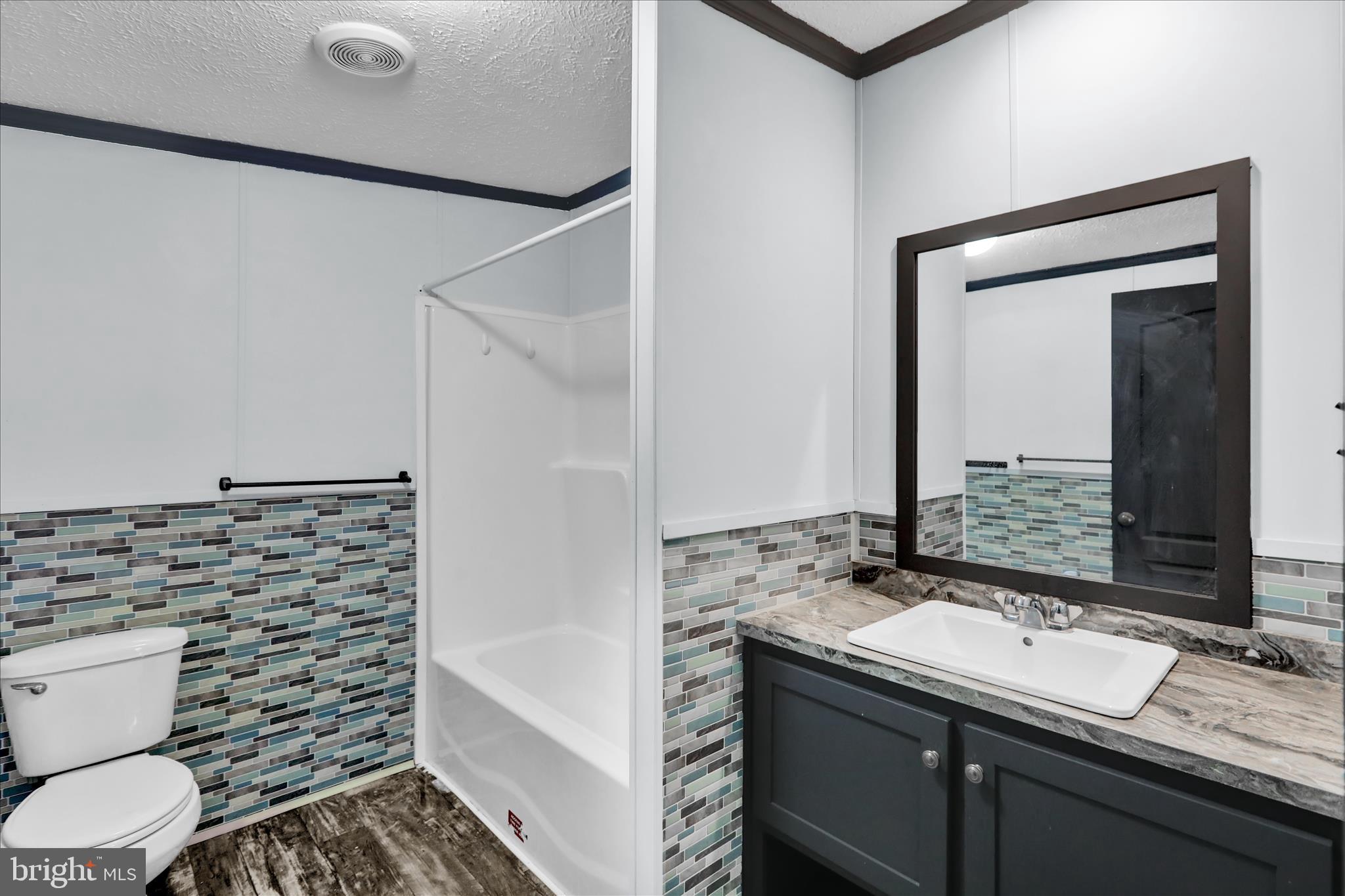 FRIEDEN MANOR - Residential