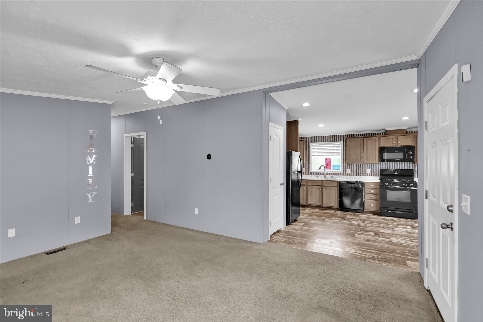 FRIEDEN MANOR - Residential