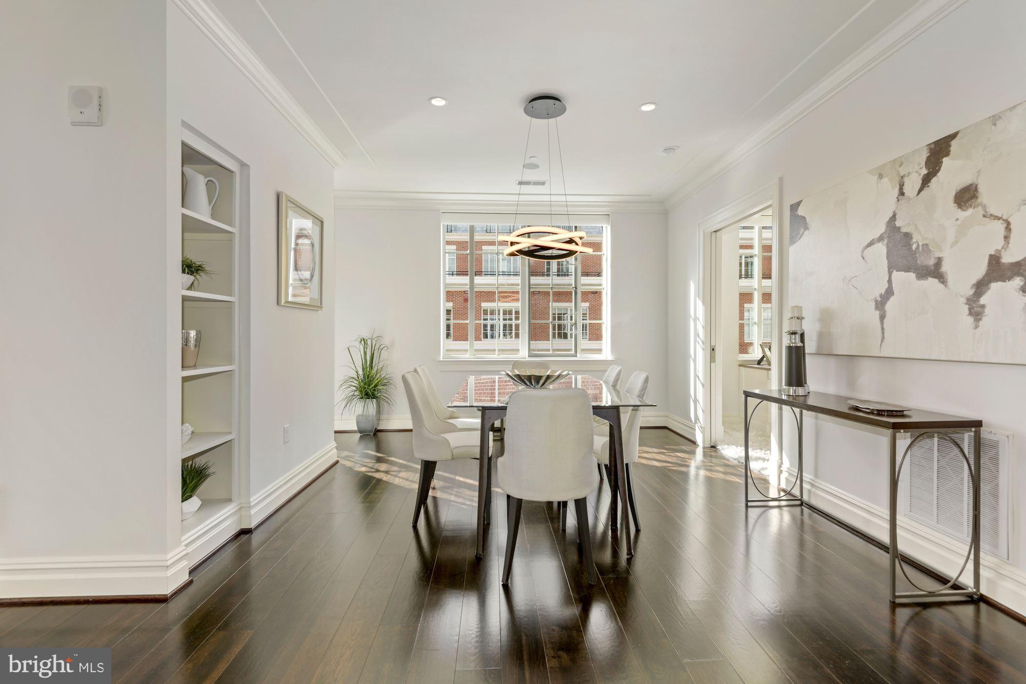 THE SIGNET - Residential