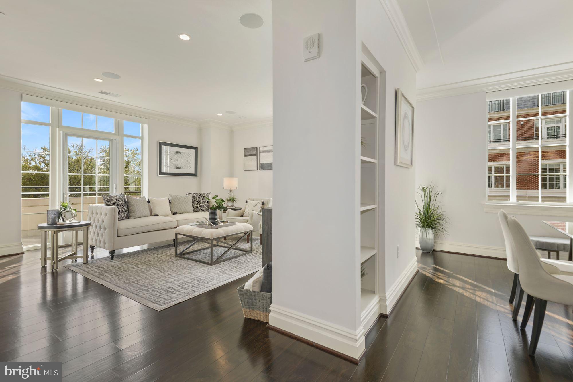 THE SIGNET - Residential