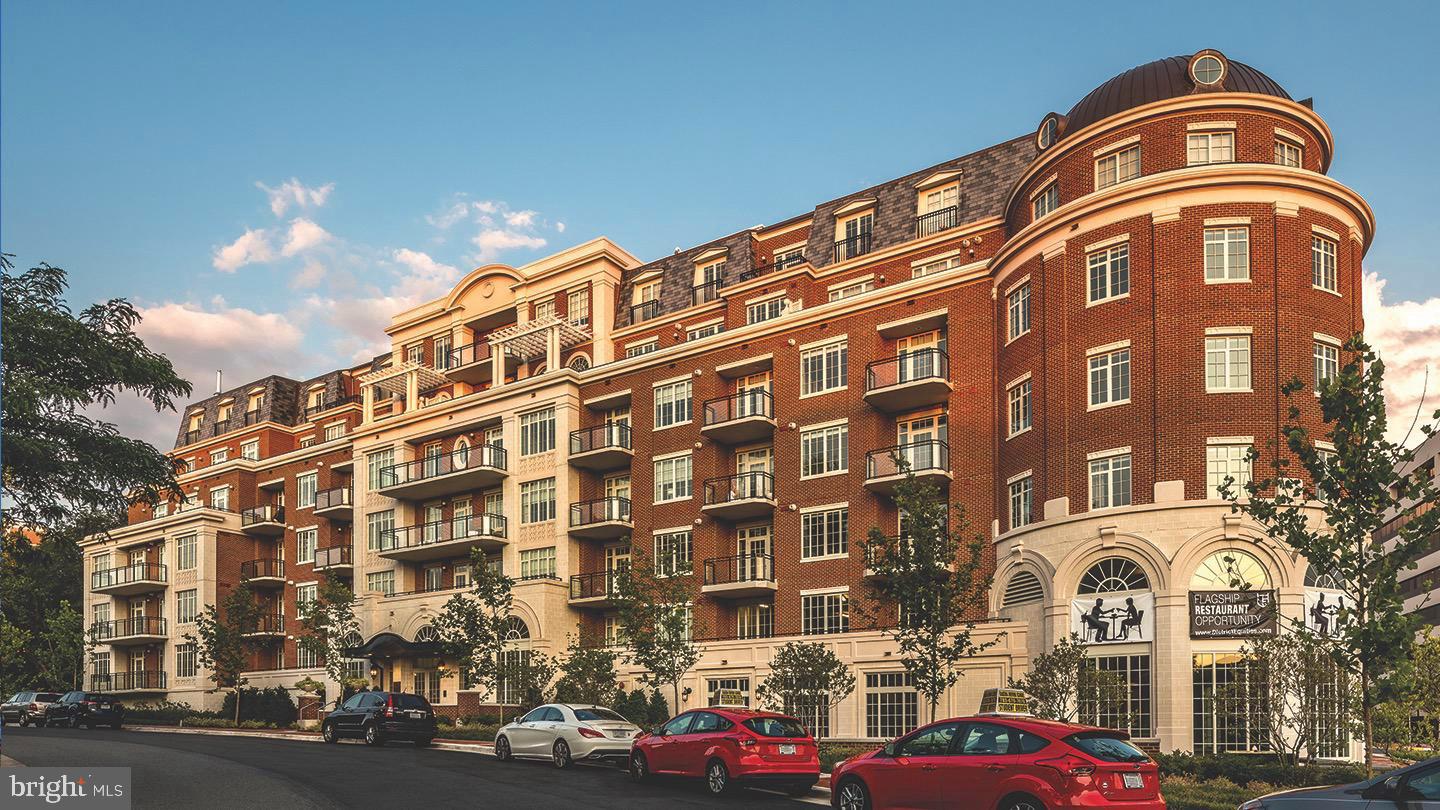 THE SIGNET - Residential