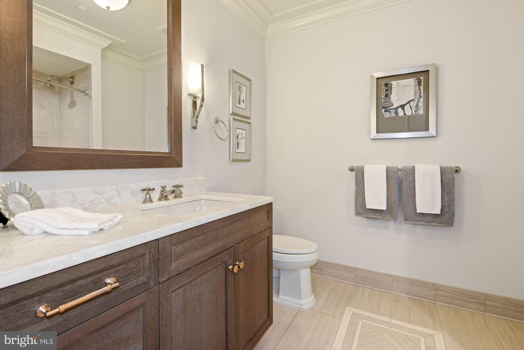 THE SIGNET - Residential