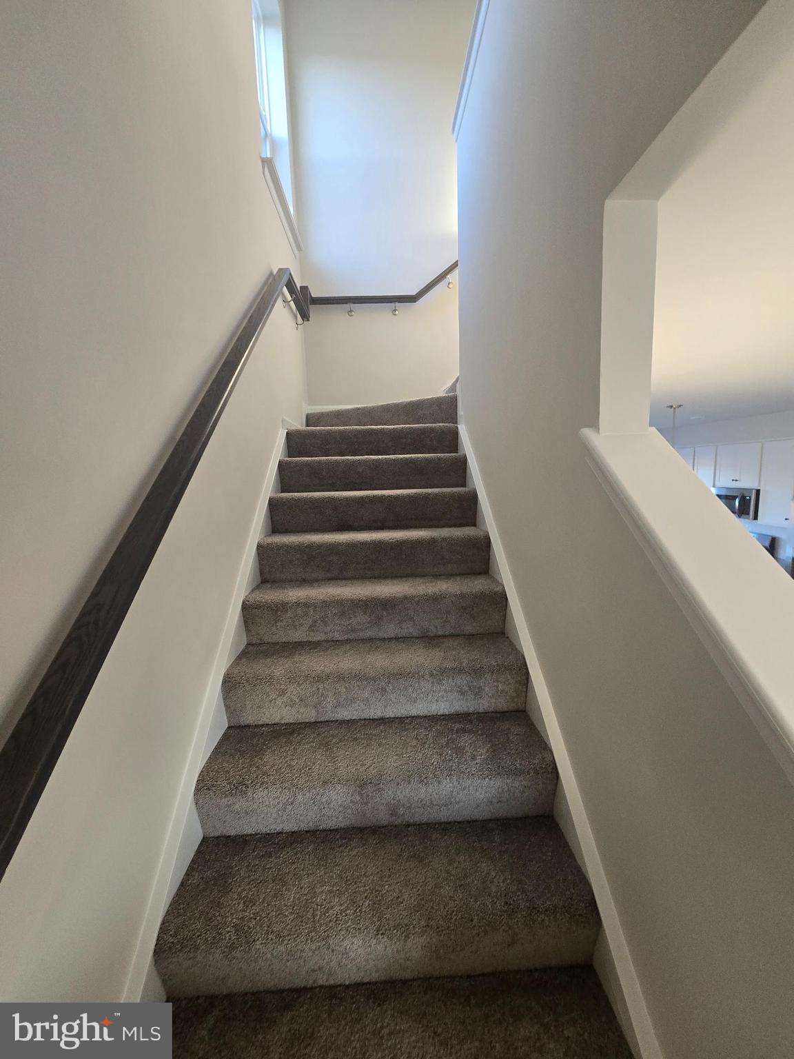 RED CLOVER MEADOWS - Residential Lease