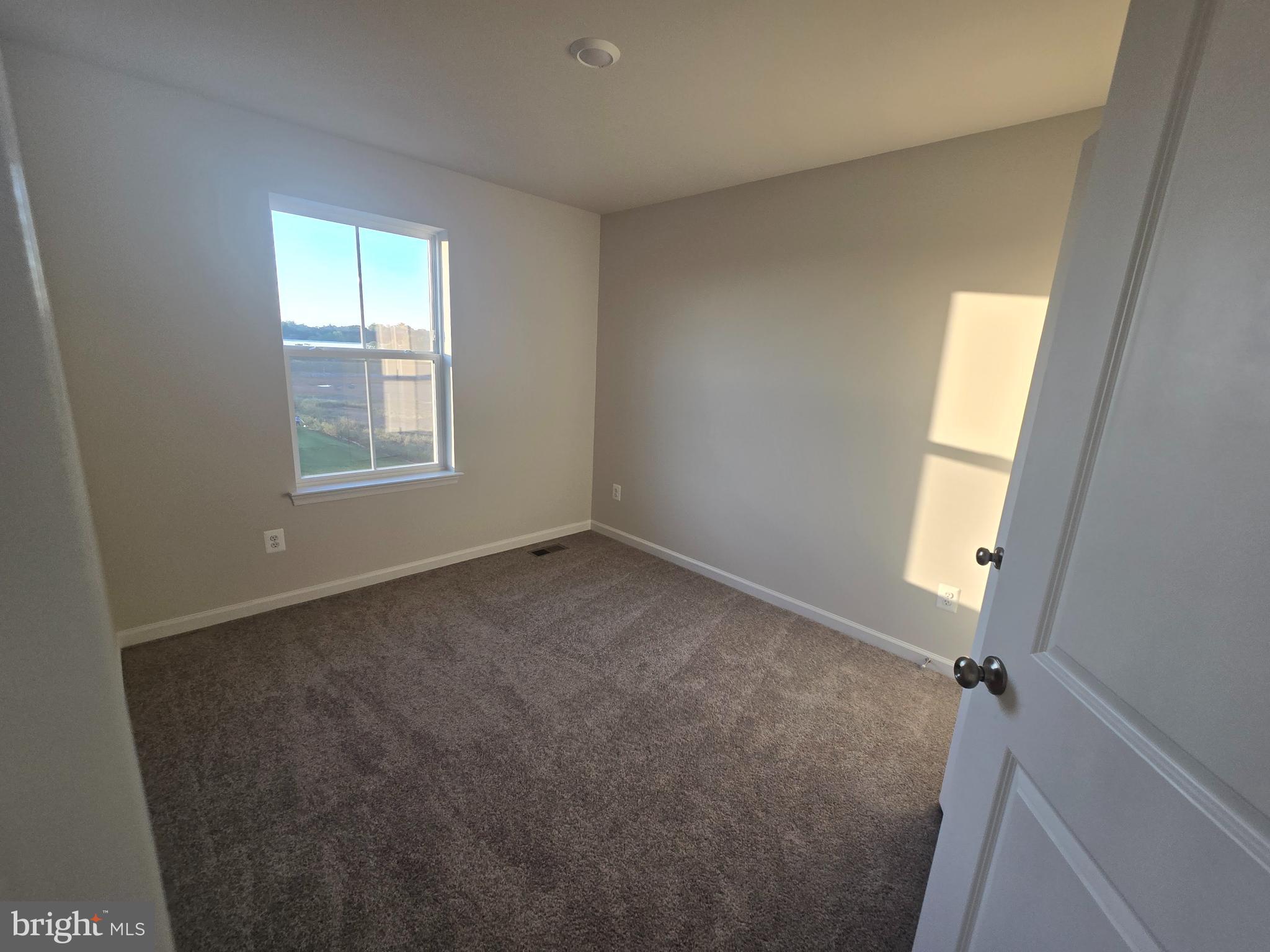 RED CLOVER MEADOWS - Residential Lease