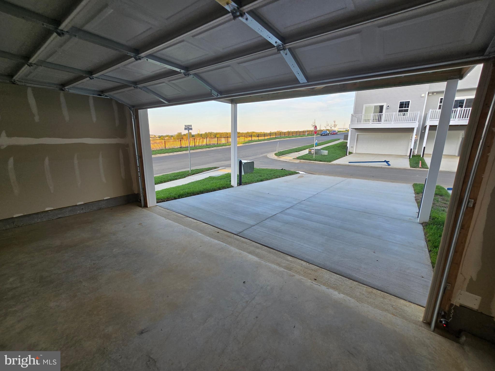 RED CLOVER MEADOWS - Residential Lease