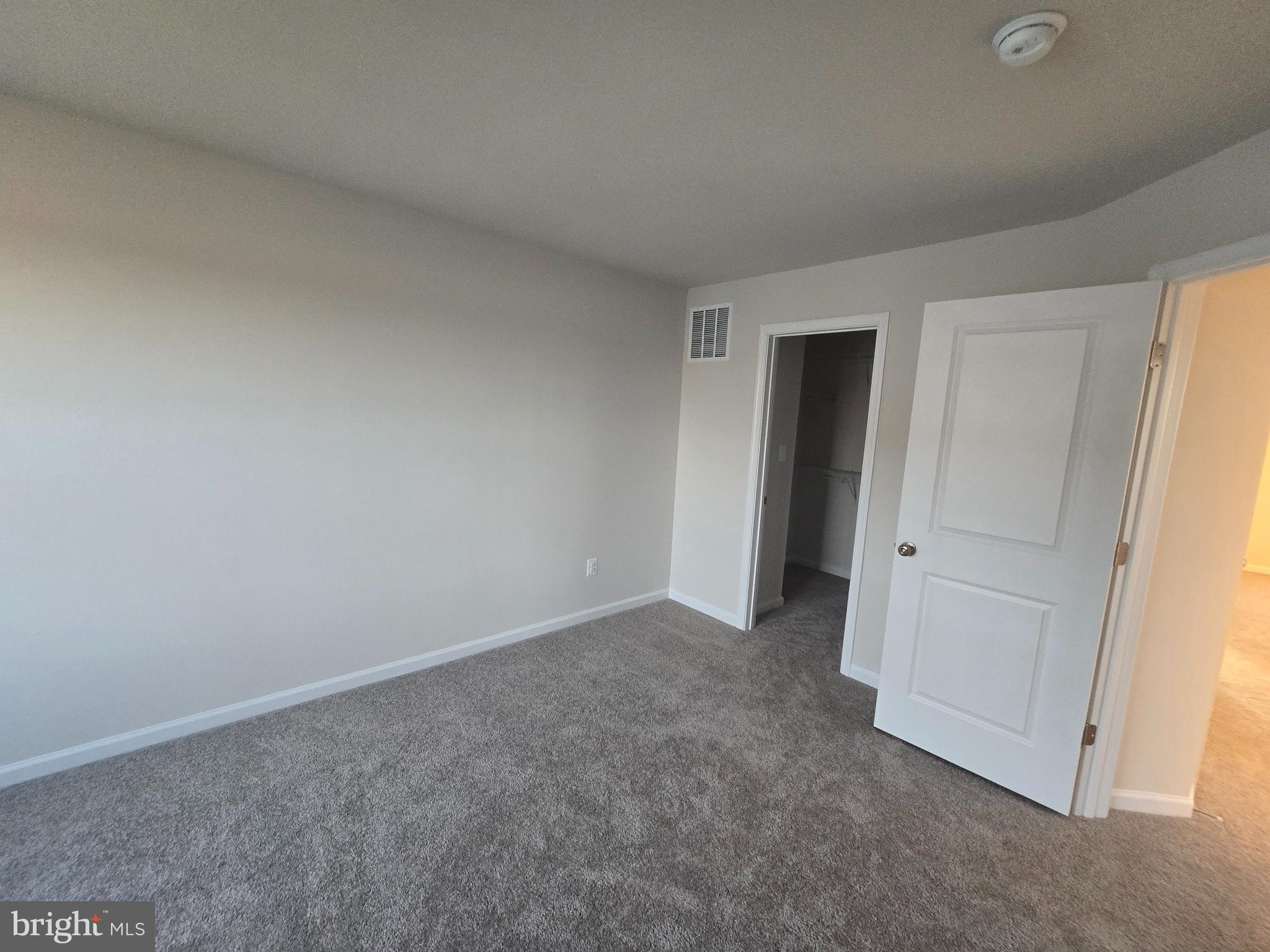 RED CLOVER MEADOWS - Residential Lease