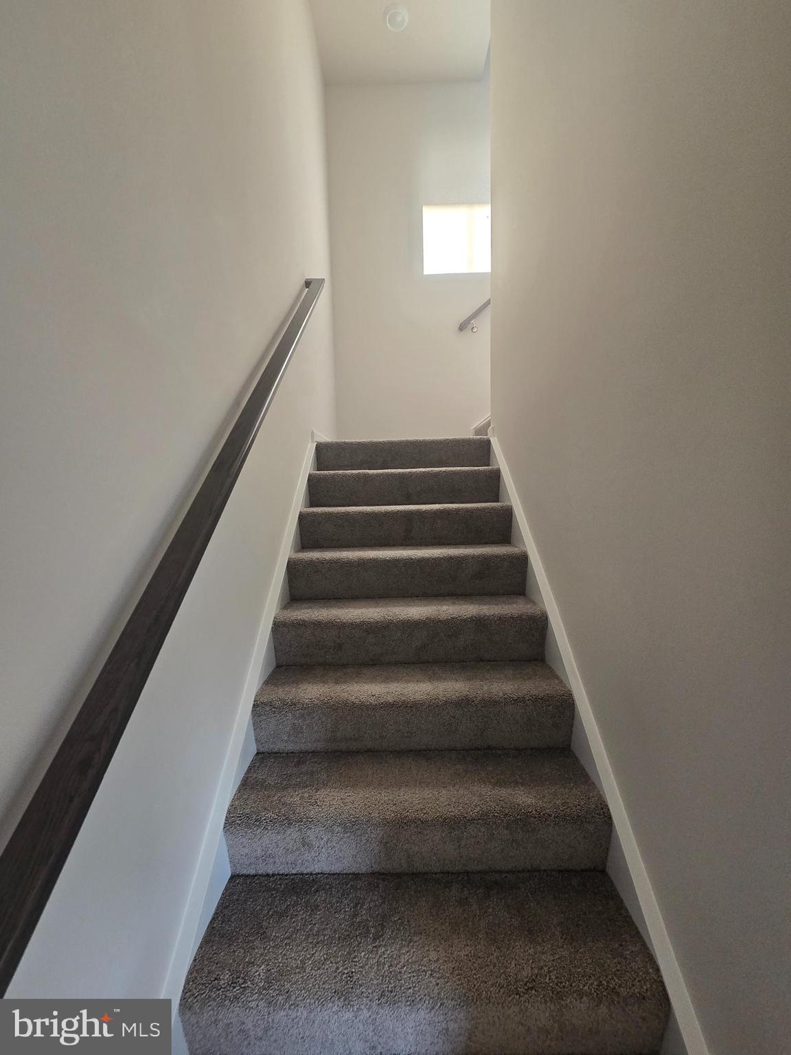 RED CLOVER MEADOWS - Residential Lease