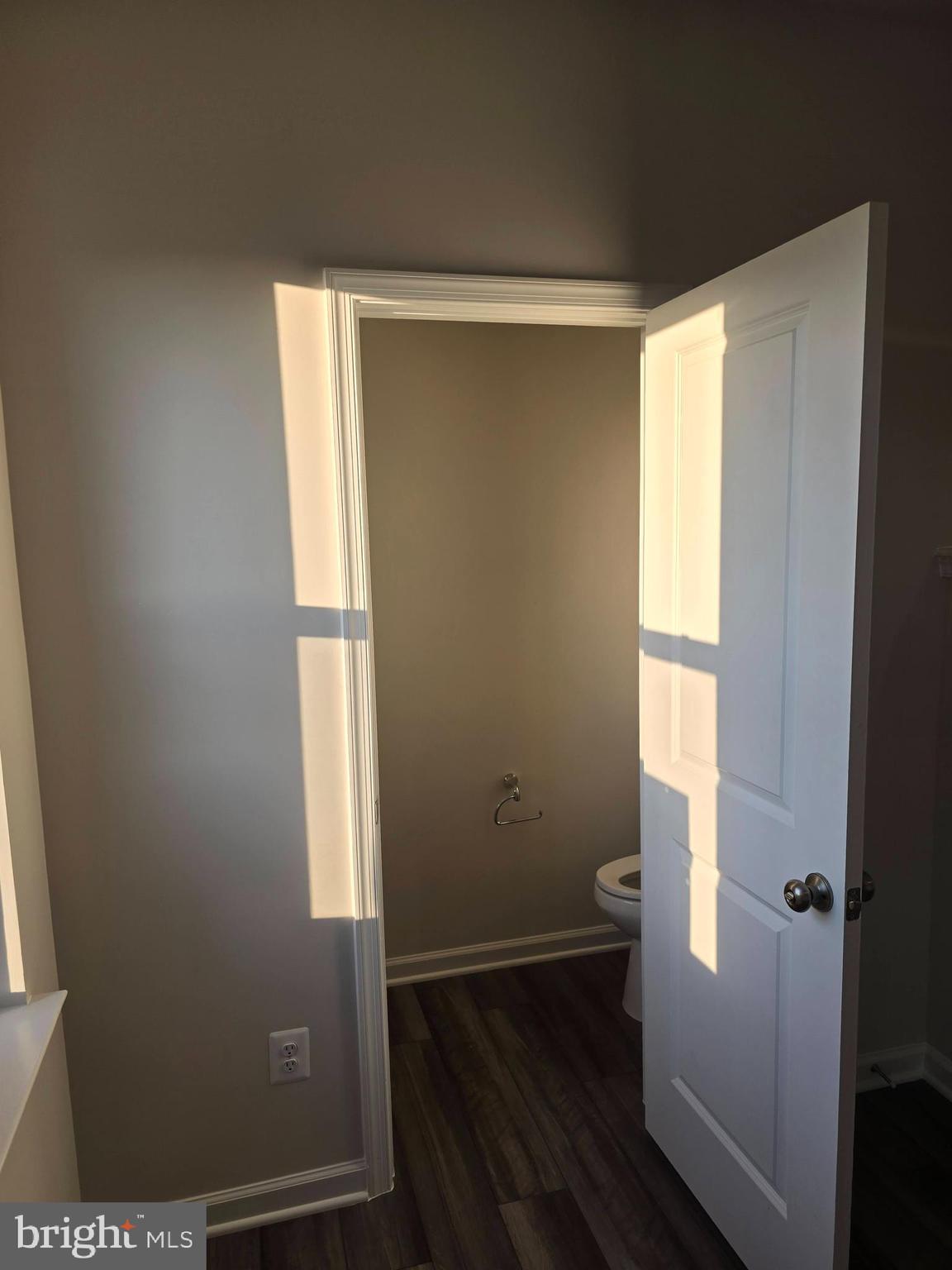 RED CLOVER MEADOWS - Residential Lease