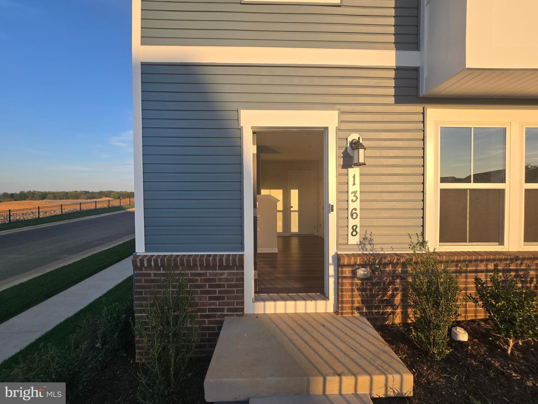 RED CLOVER MEADOWS - Residential Lease