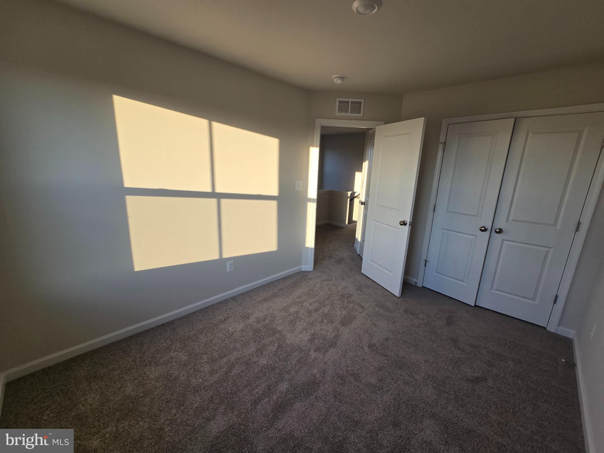 RED CLOVER MEADOWS - Residential Lease