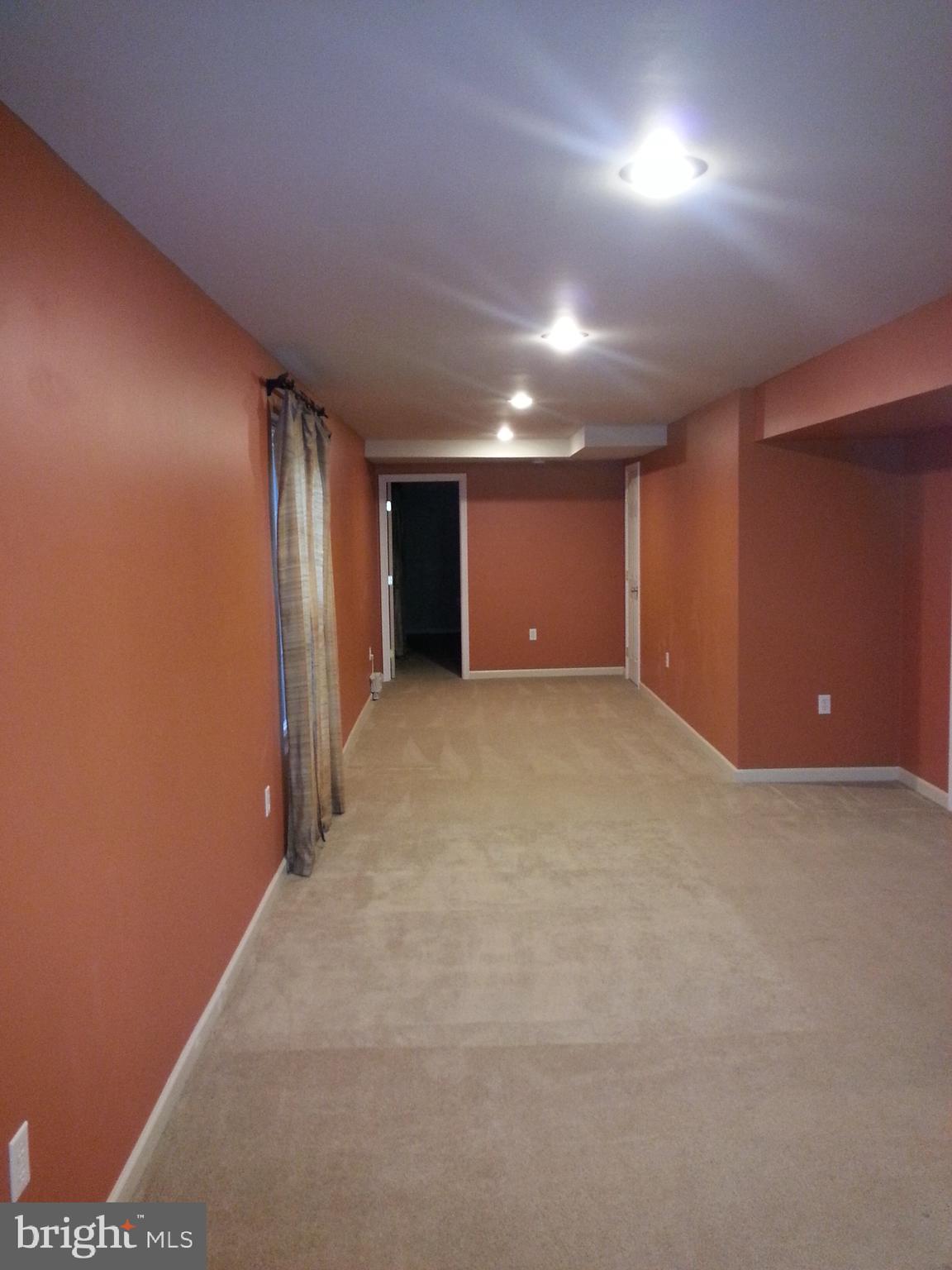 MONTCLAIR - Residential