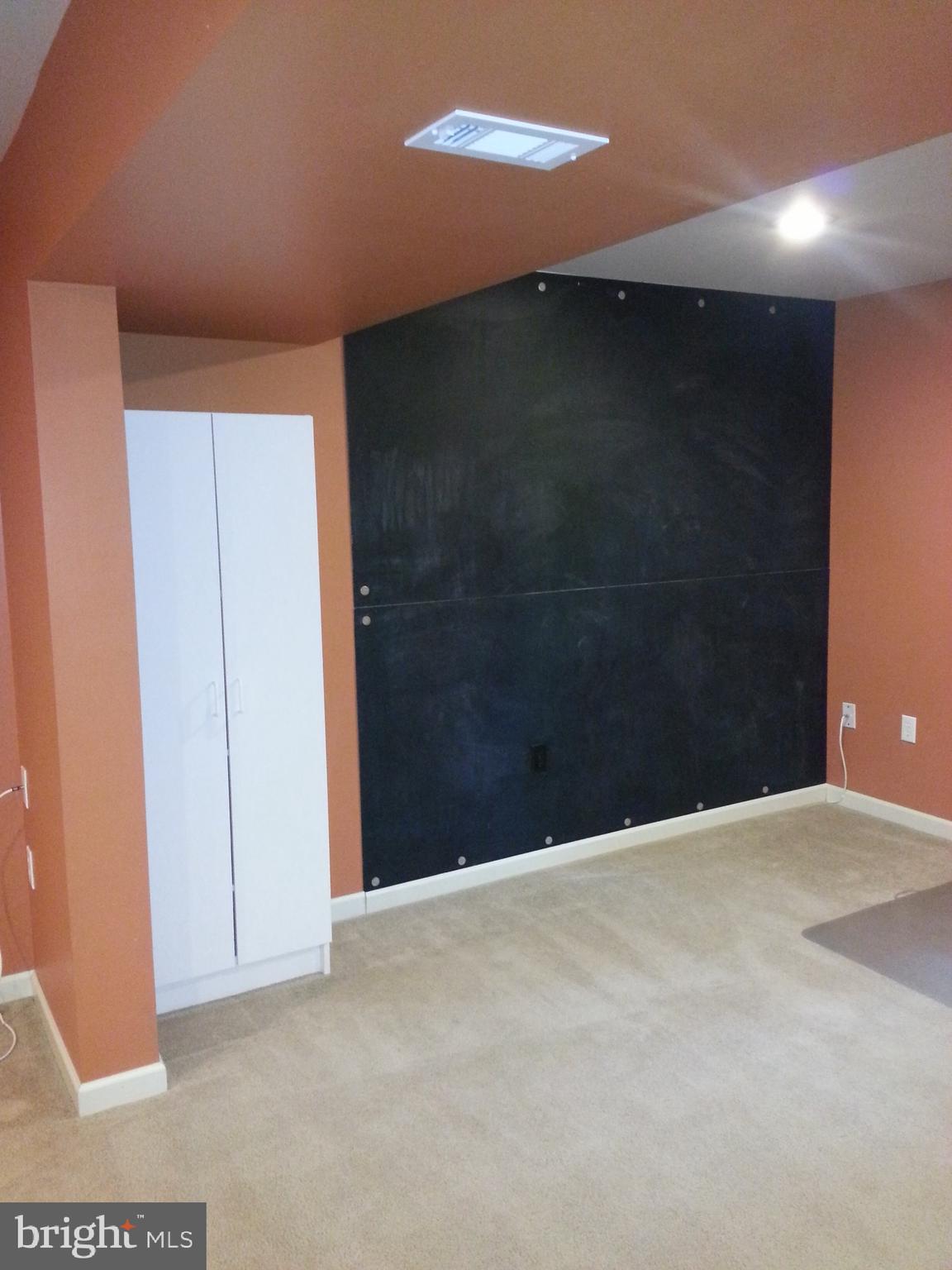 MONTCLAIR - Residential