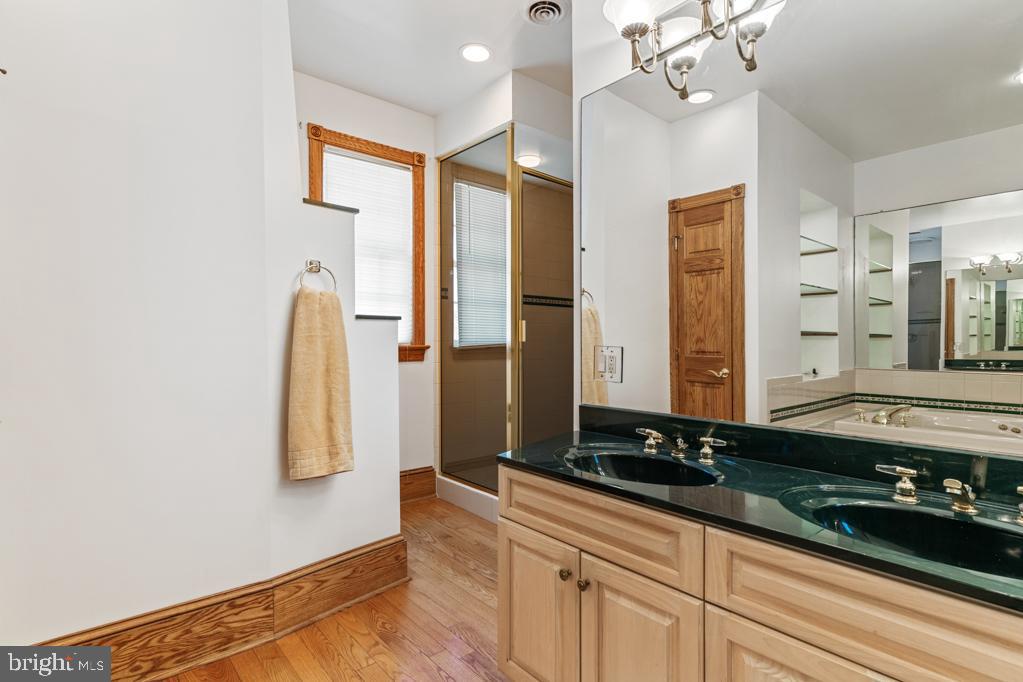 CHANCELLERY - Residential