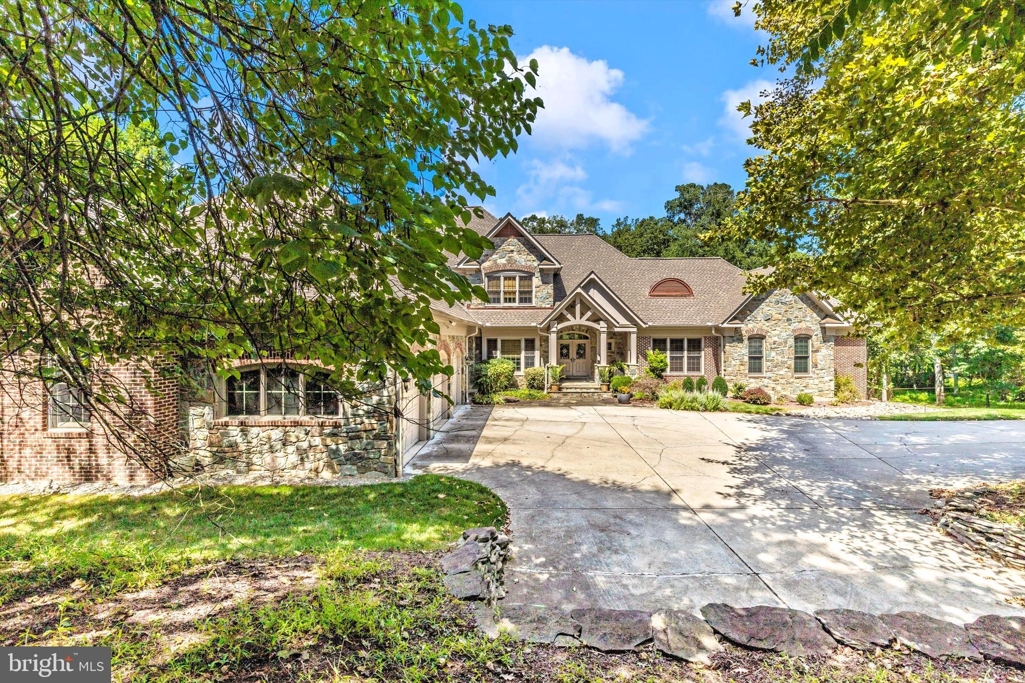 11717 CENTURION WAY