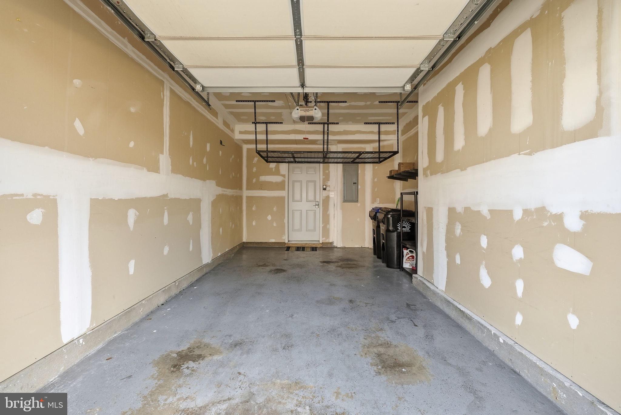 SKYVIEW PARK - Residential Lease