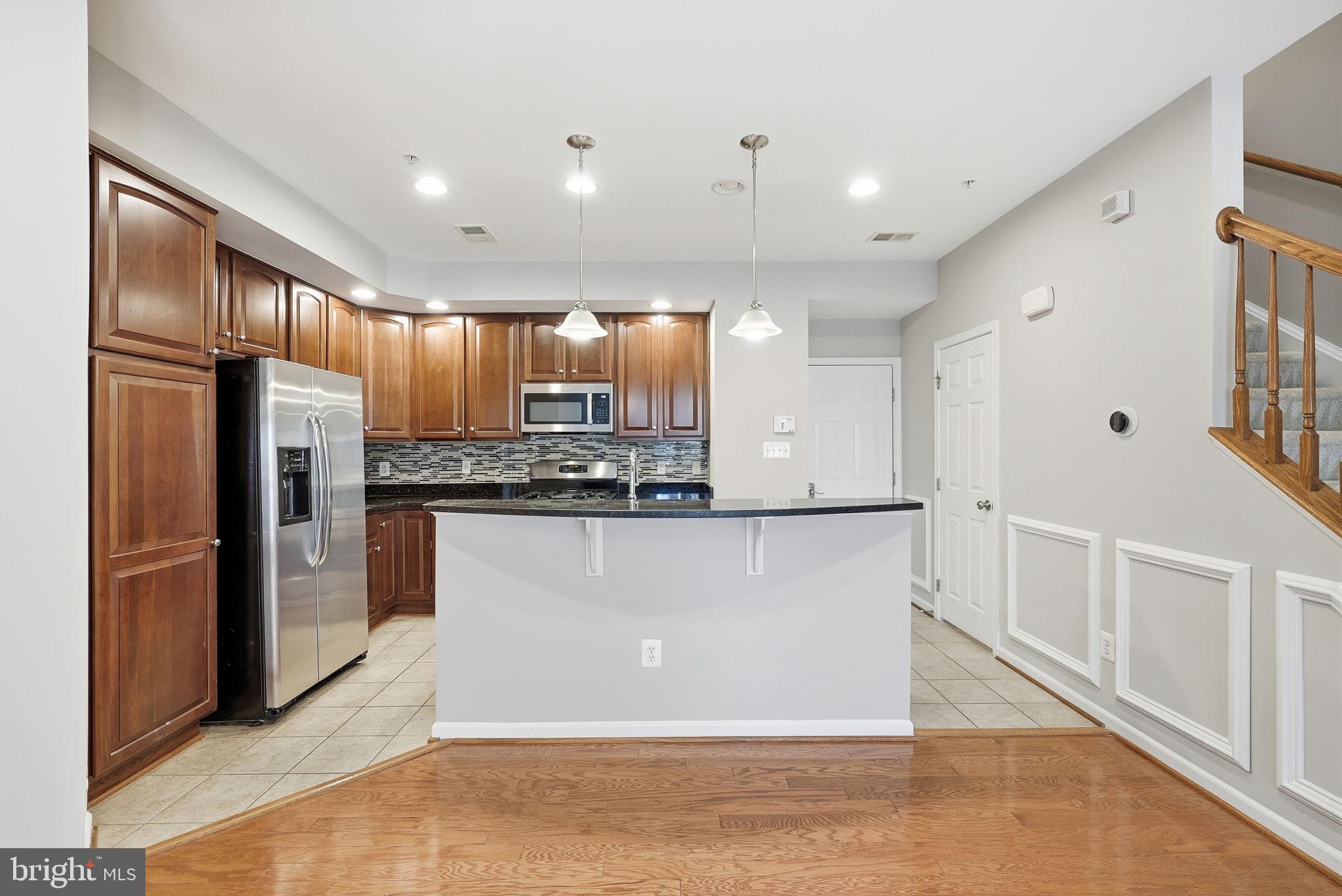 SKYVIEW PARK - Residential Lease