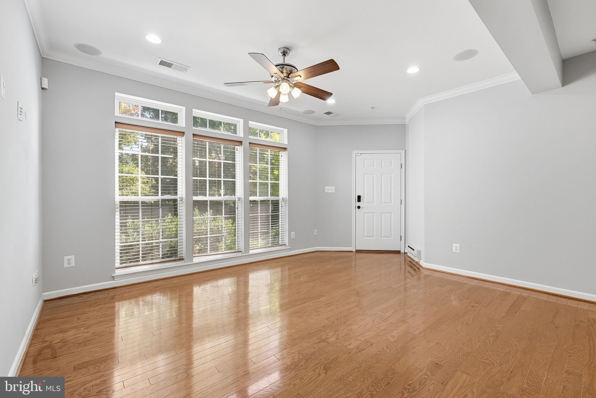 SKYVIEW PARK - Residential Lease