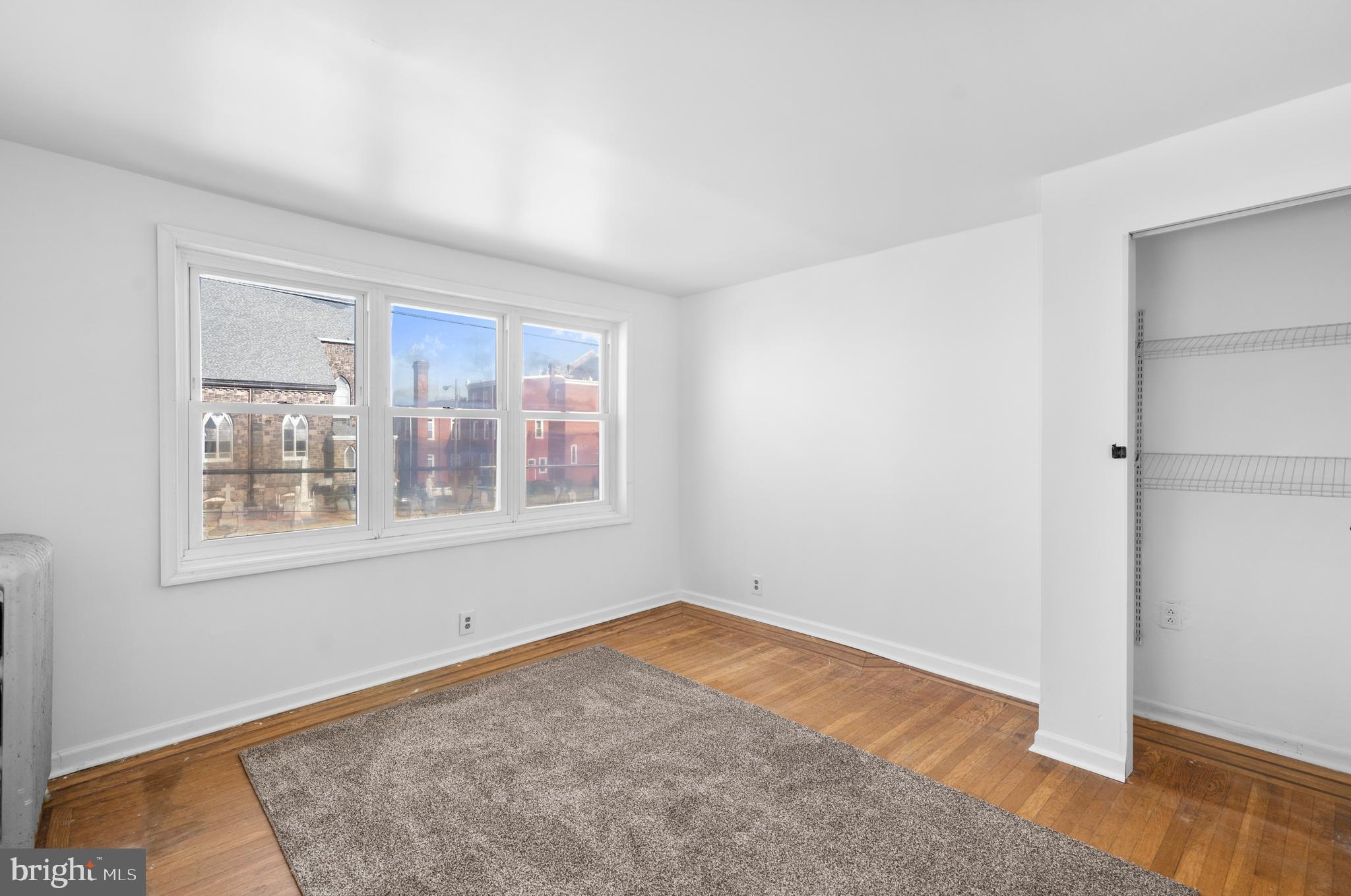 BRIDESBURG - Residential