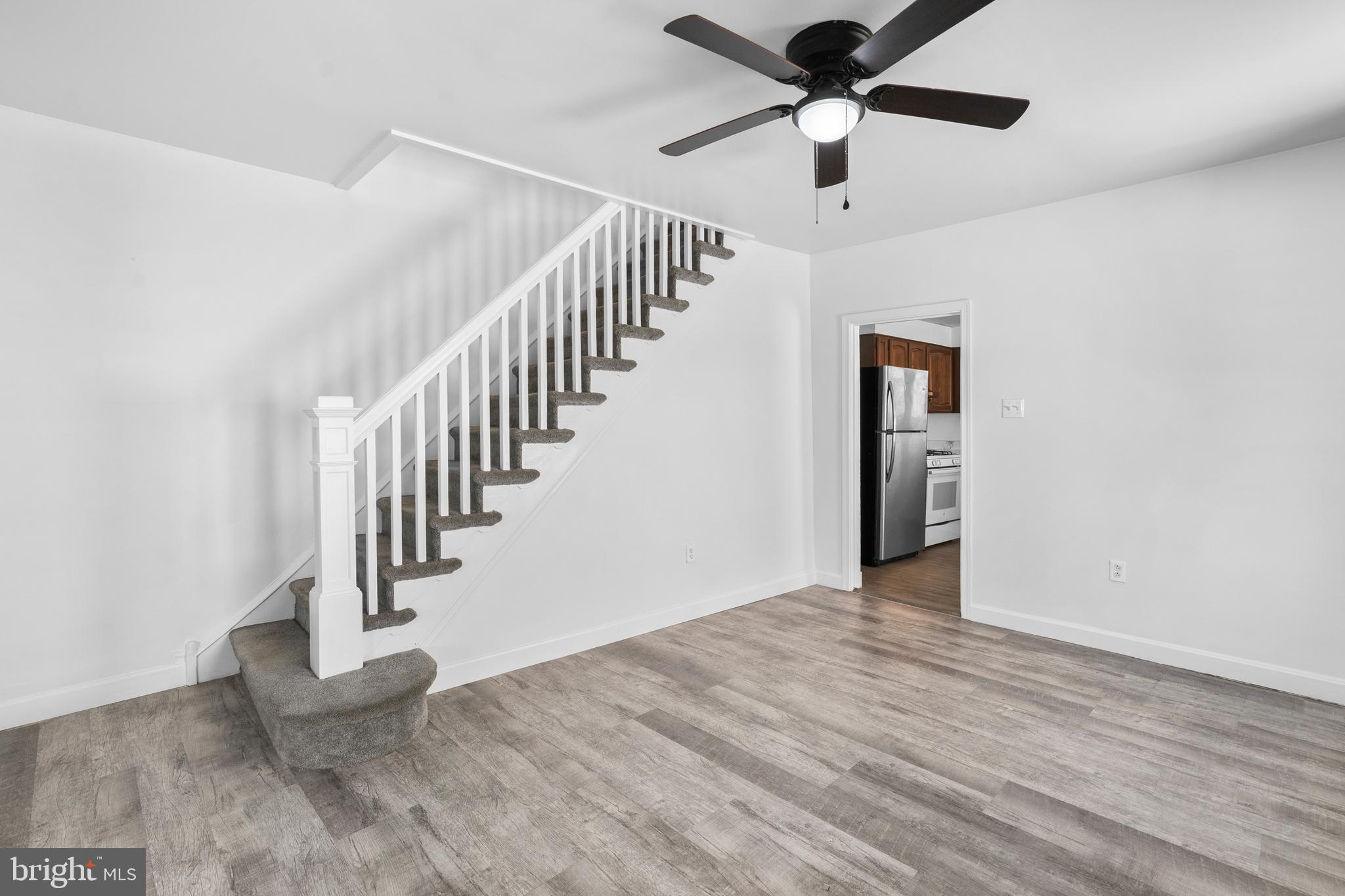 BRIDESBURG - Residential