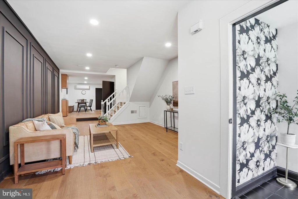 Photo of 16 E Walnut Street, LANCASTER, PA 17602 (MLS # PALA2095584)