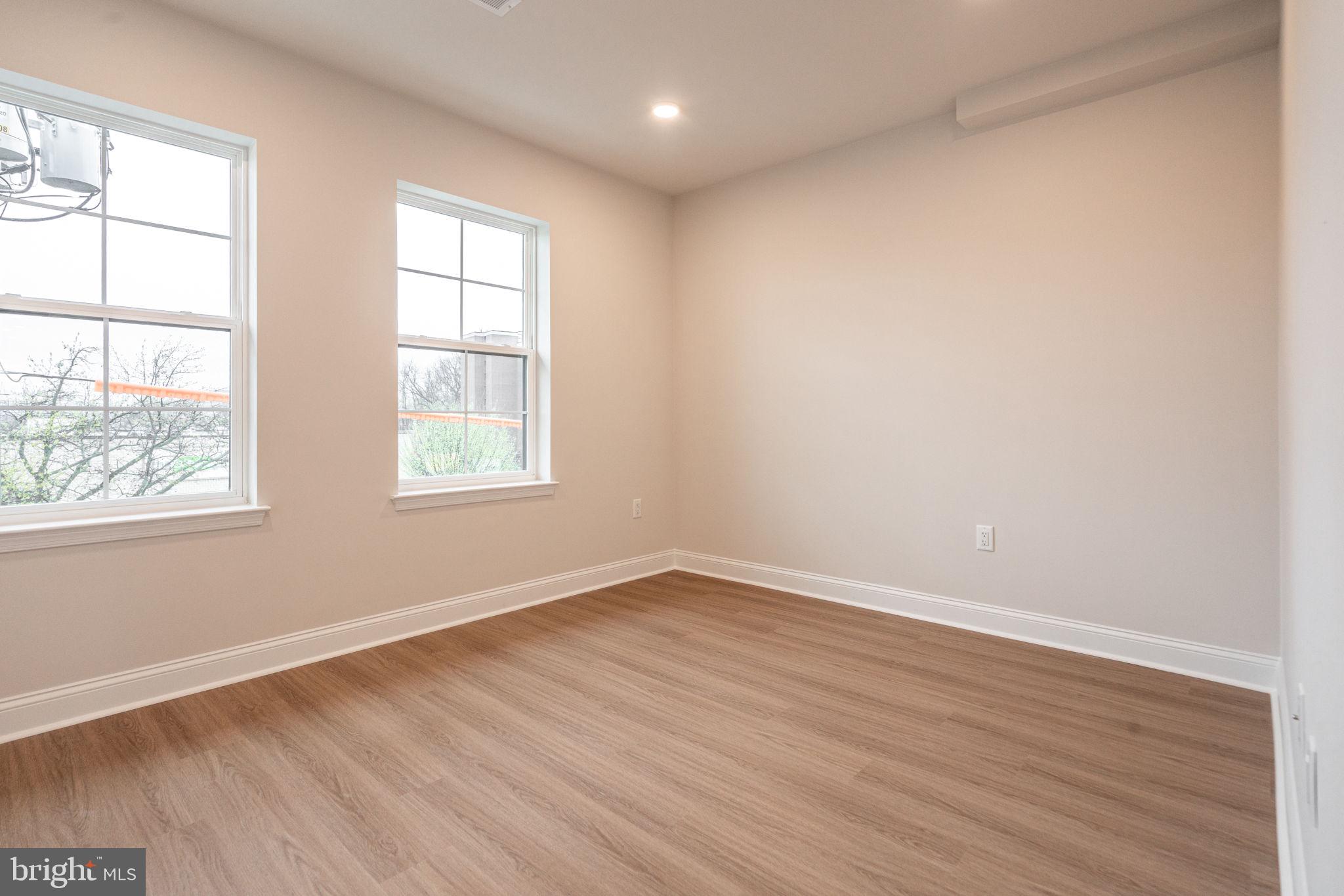 WYNNEFIELD HEIGHTS - Residential