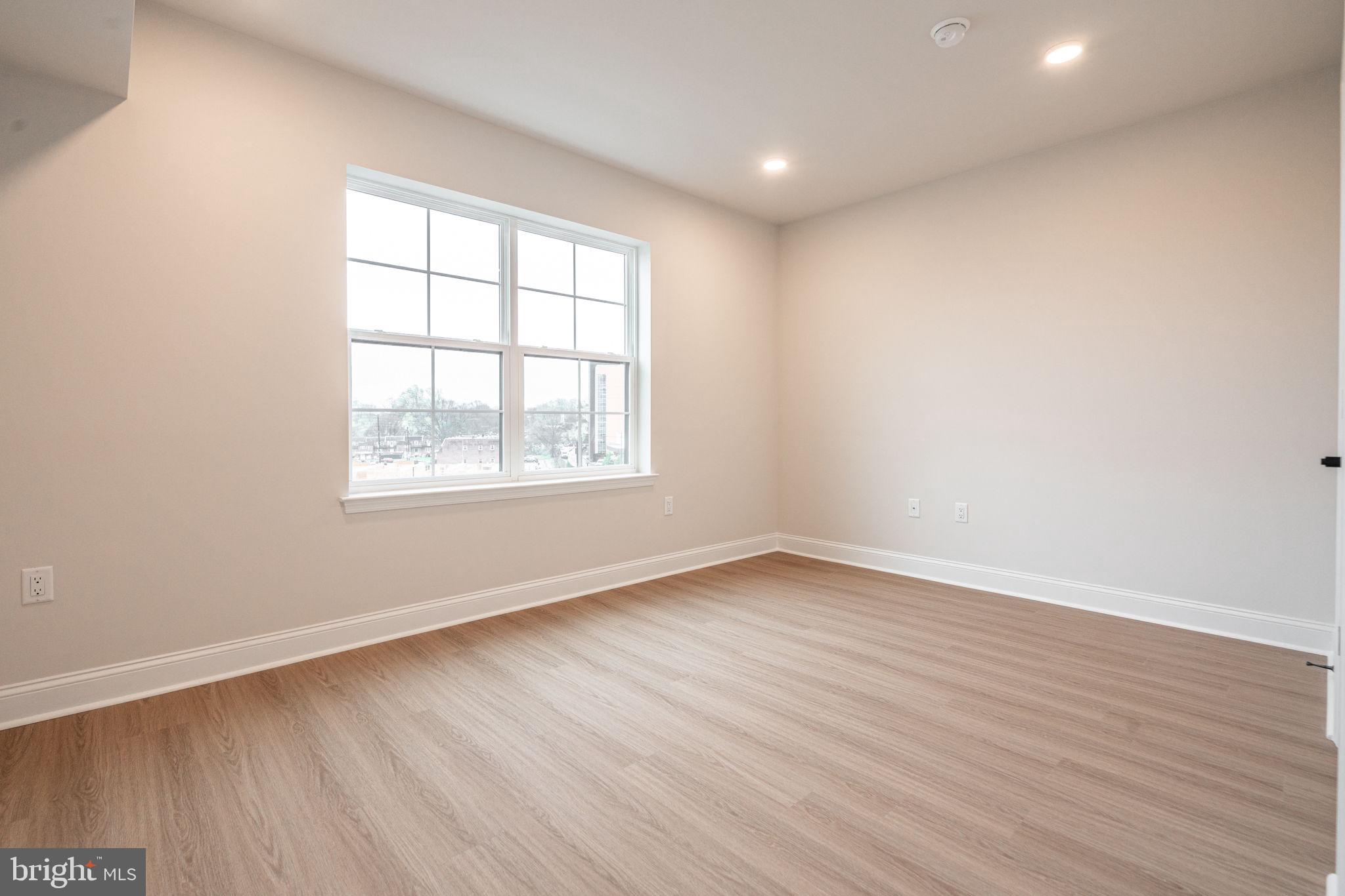 WYNNEFIELD HEIGHTS - Residential