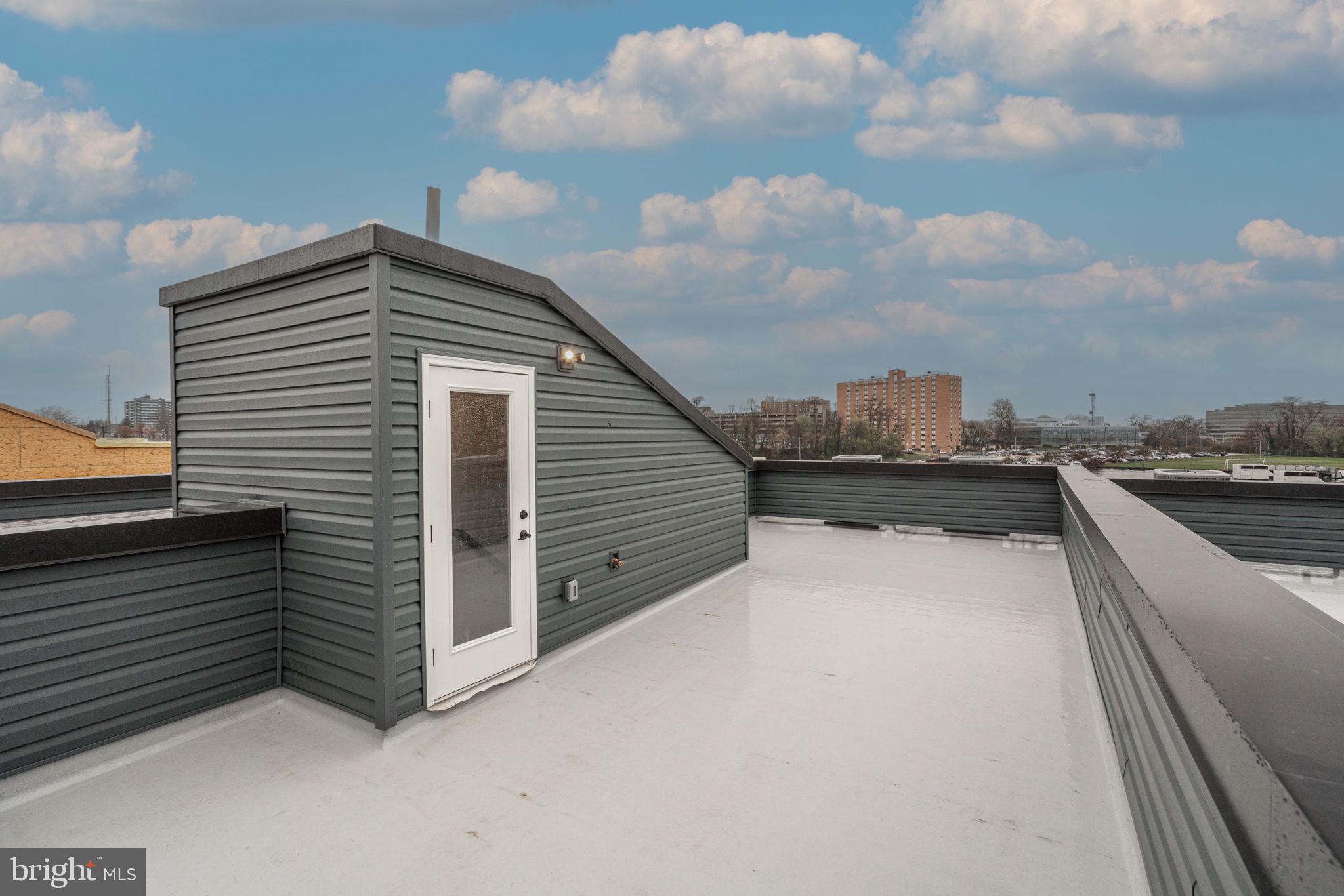 WYNNEFIELD HEIGHTS - Residential