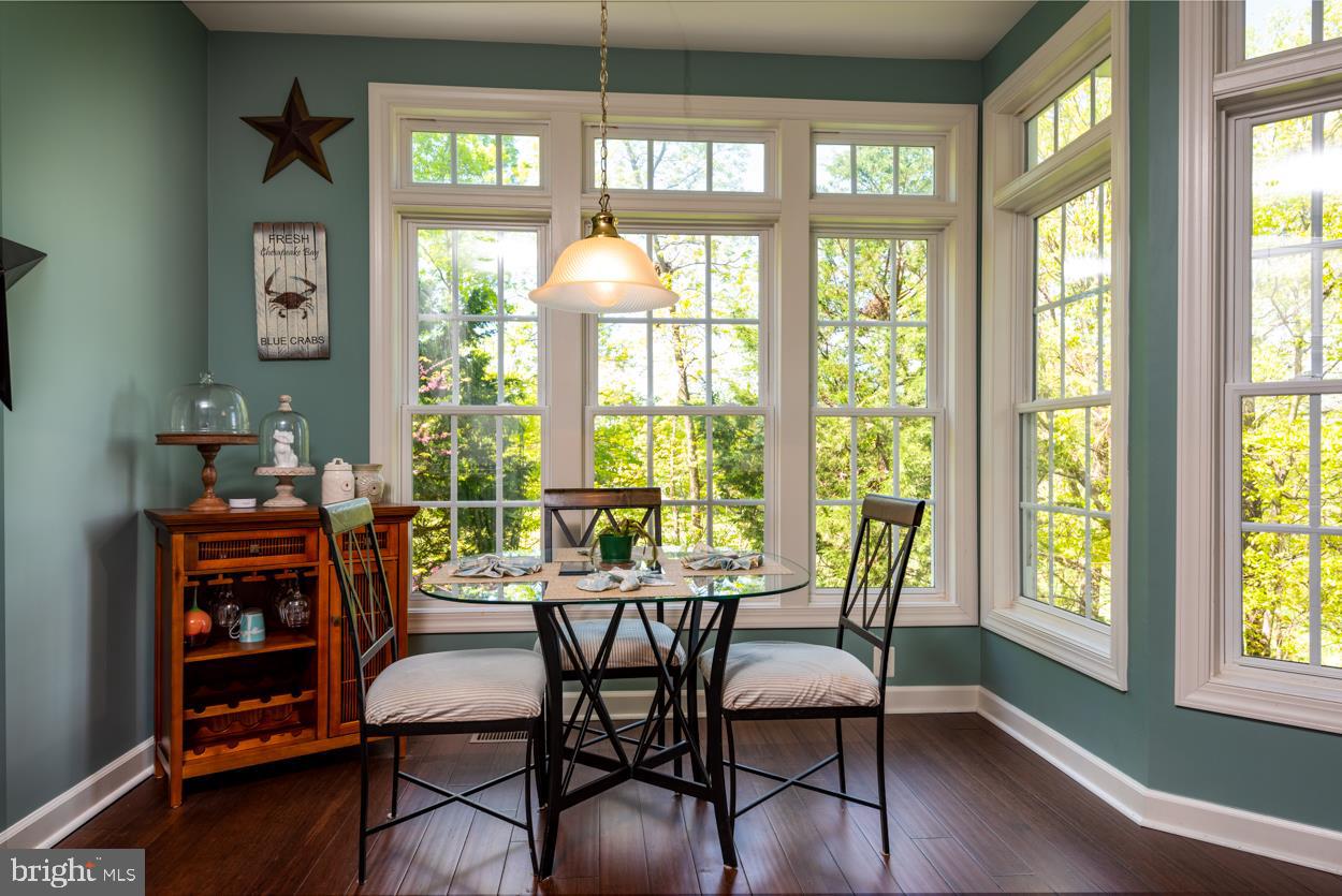 VIRGINIA OAKS - Residential