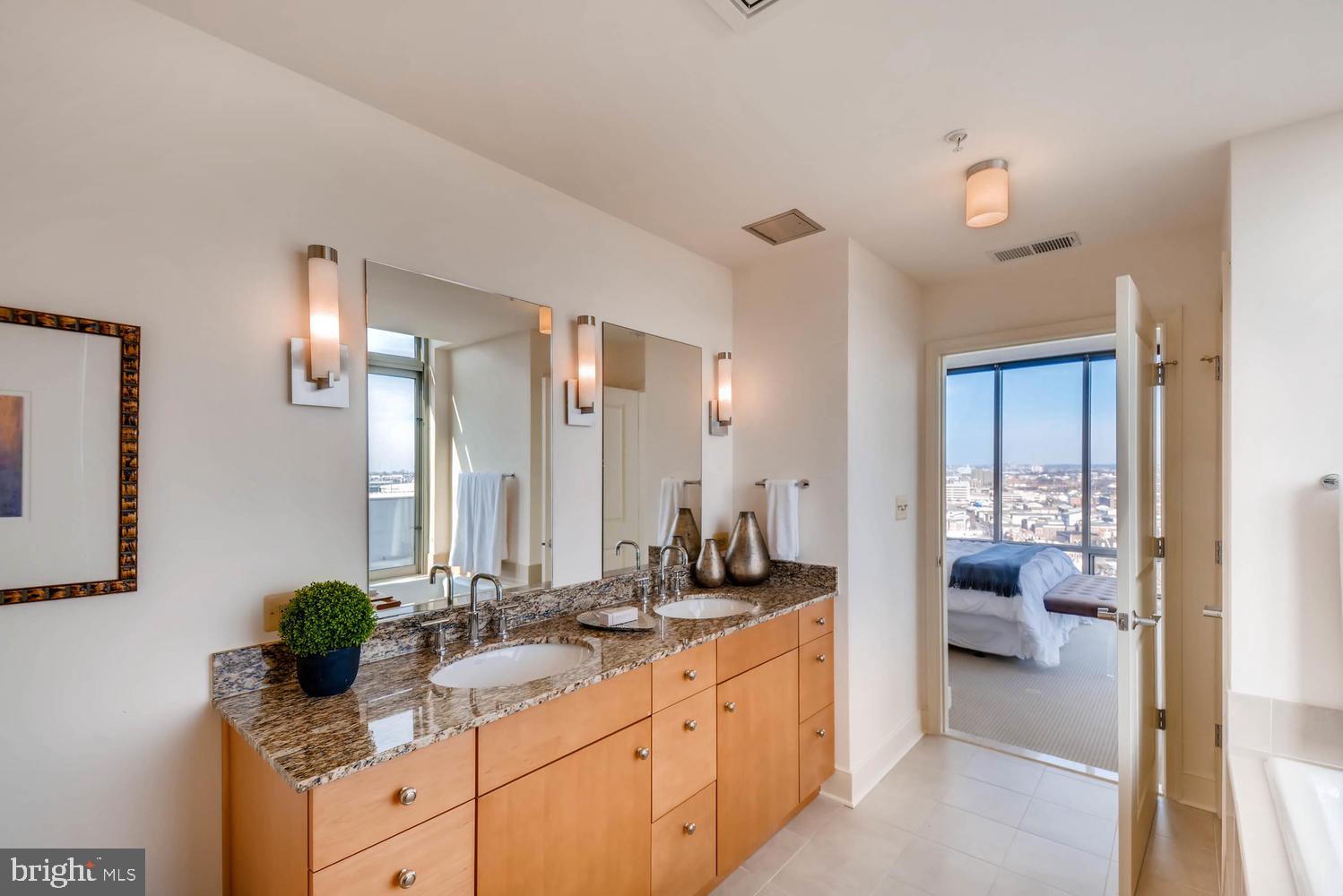 HARBOR EAST - Residential Lease