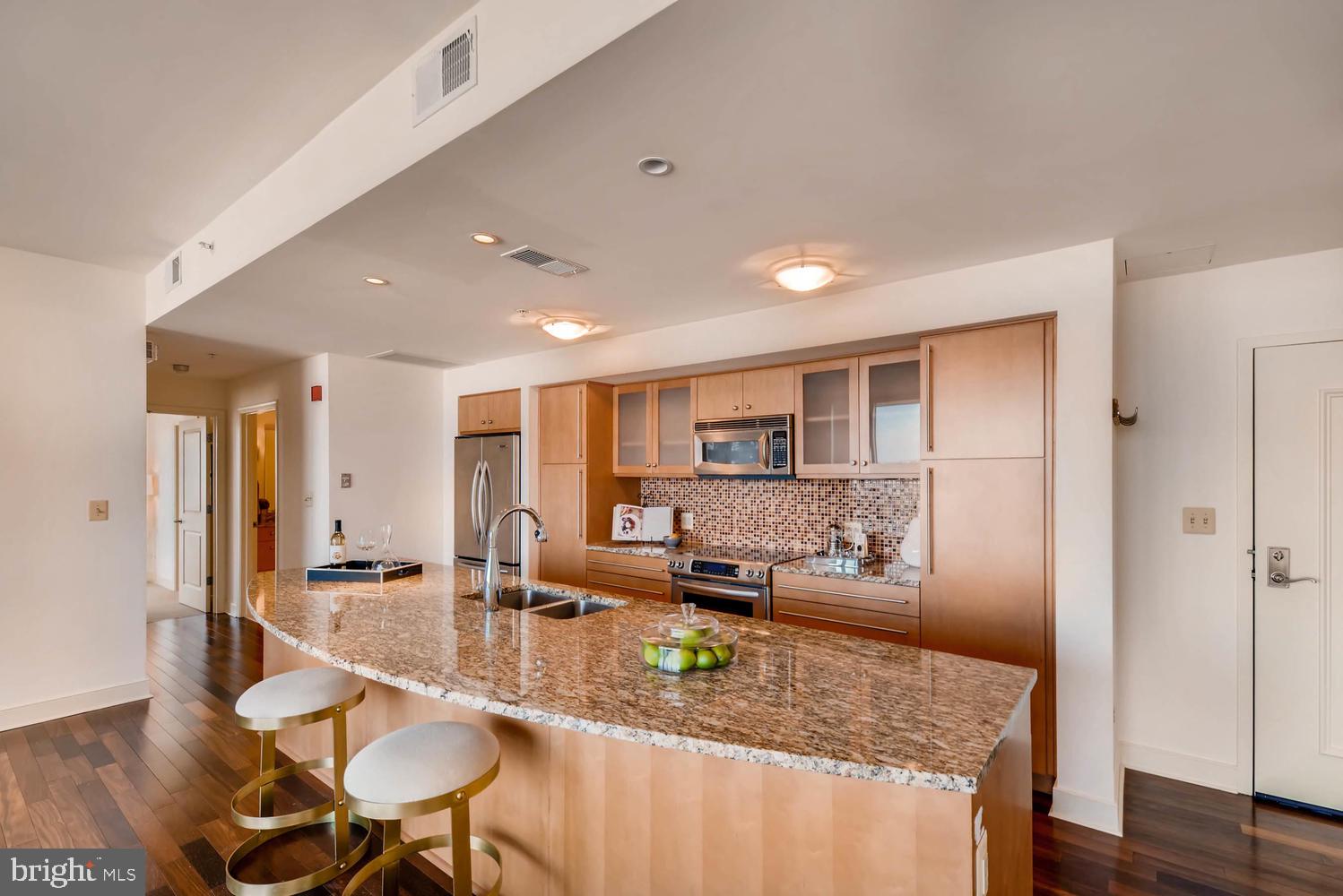 HARBOR EAST - Residential Lease