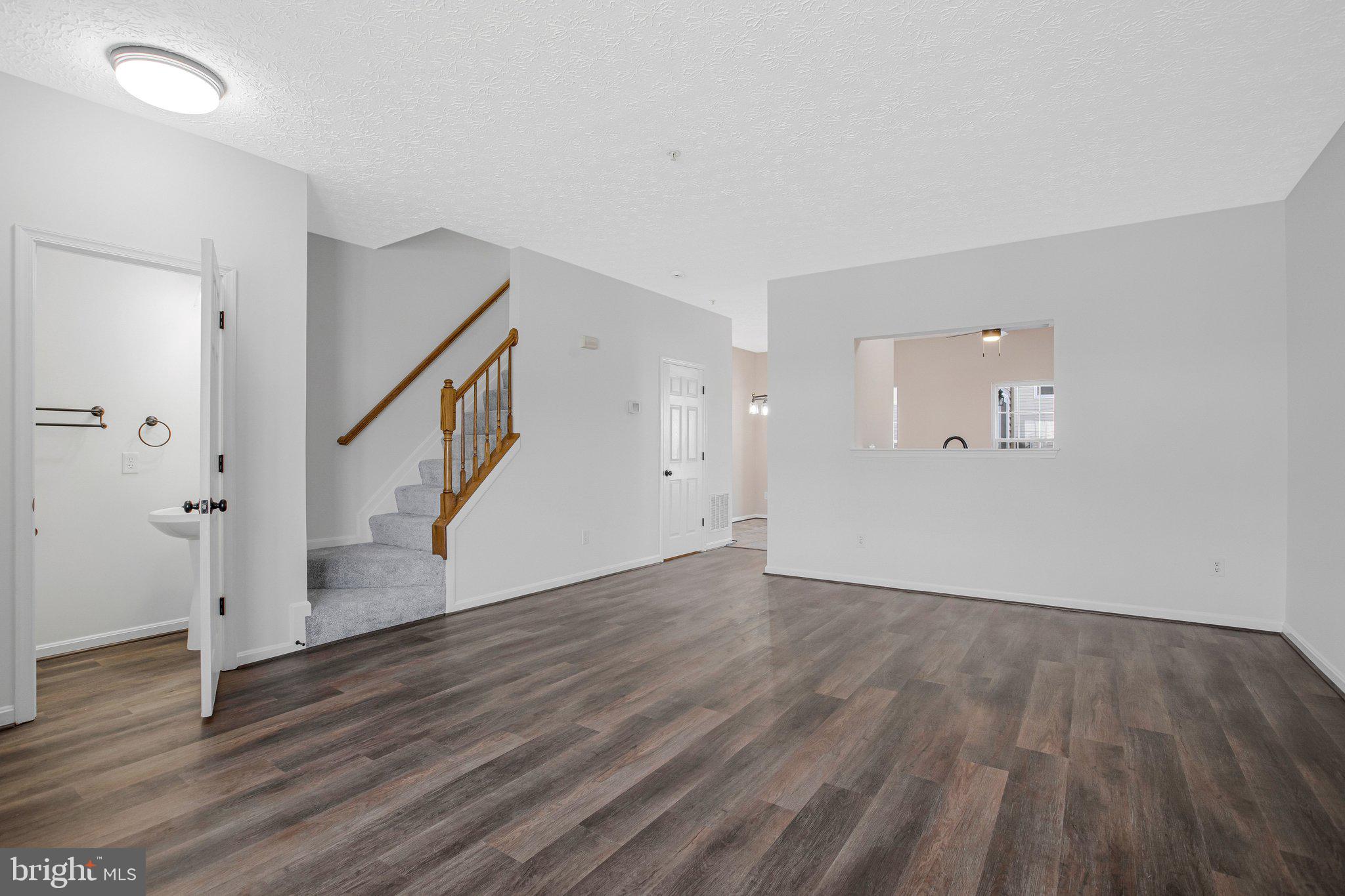 OAKHURST - Residential