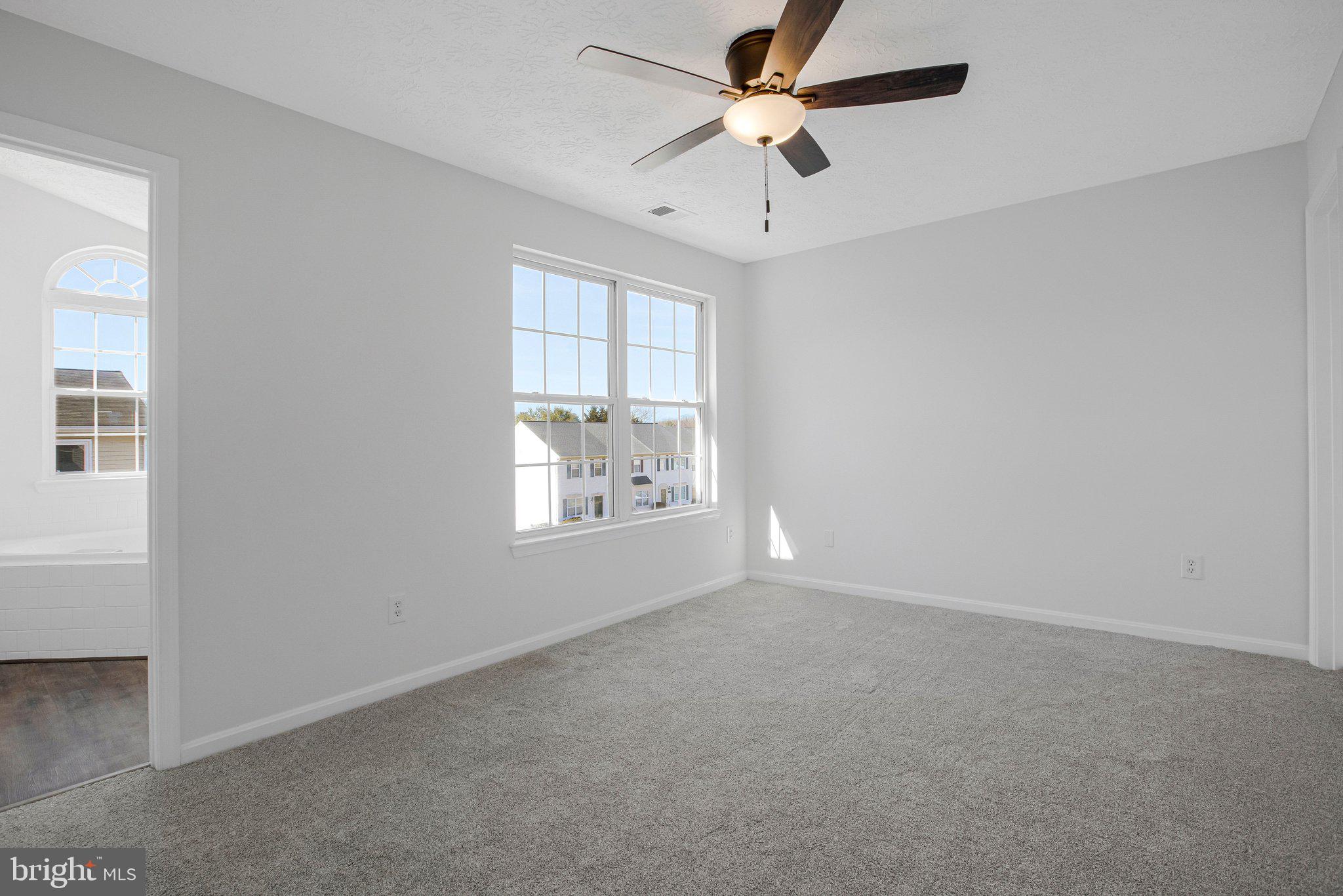 OAKHURST - Residential