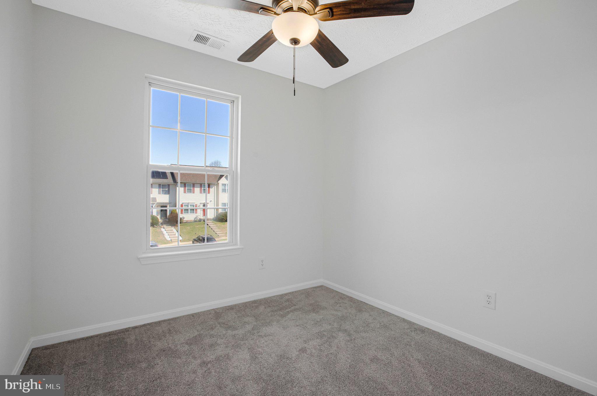 OAKHURST - Residential