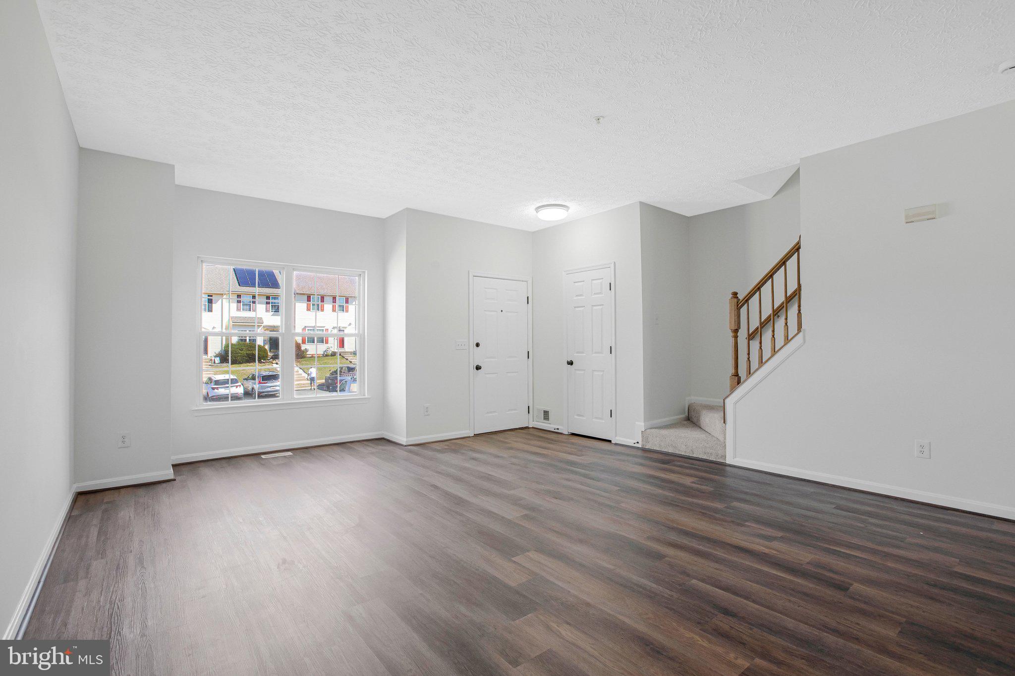 OAKHURST - Residential